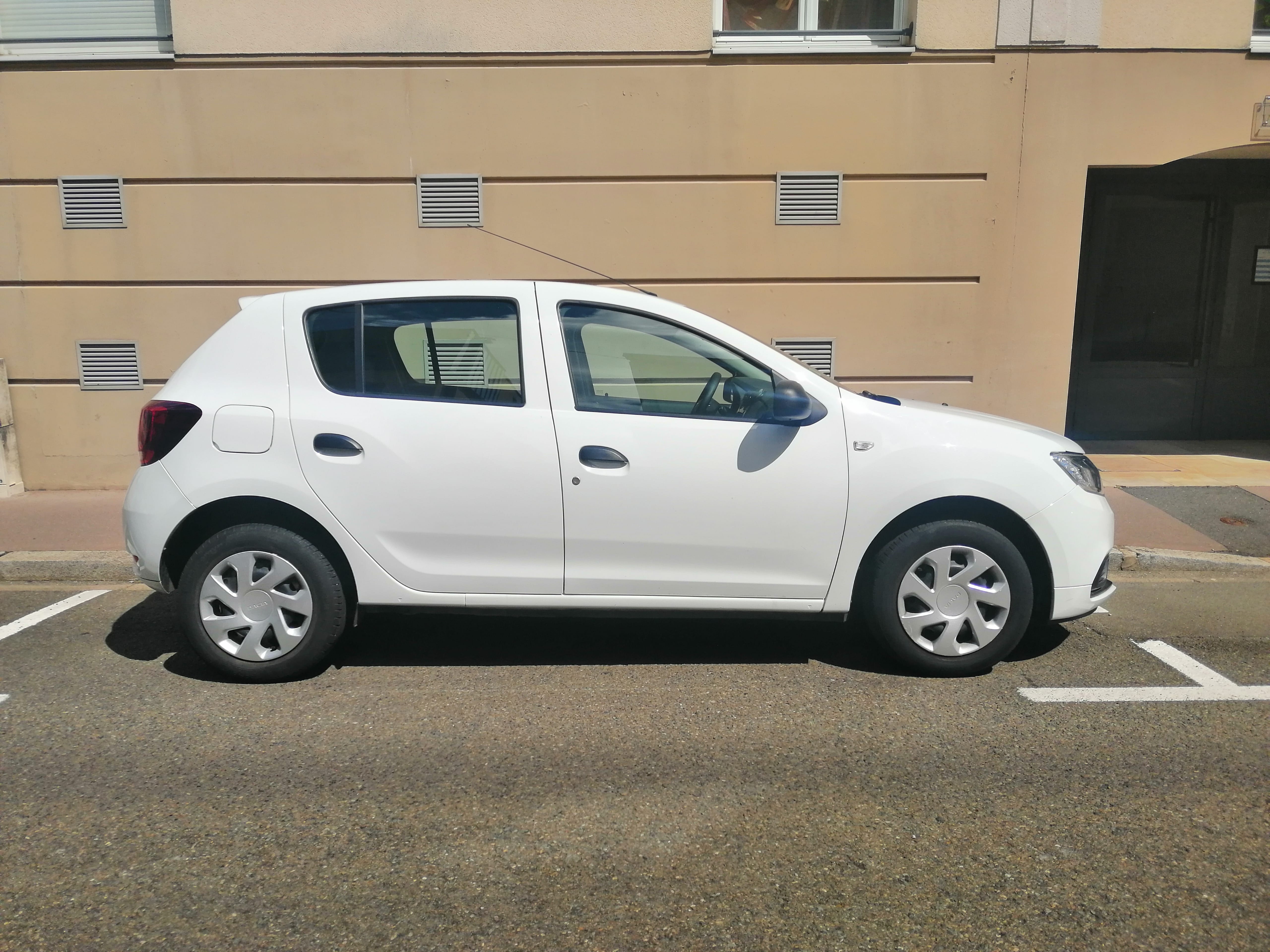 Dacia Sandero avec Climatisation