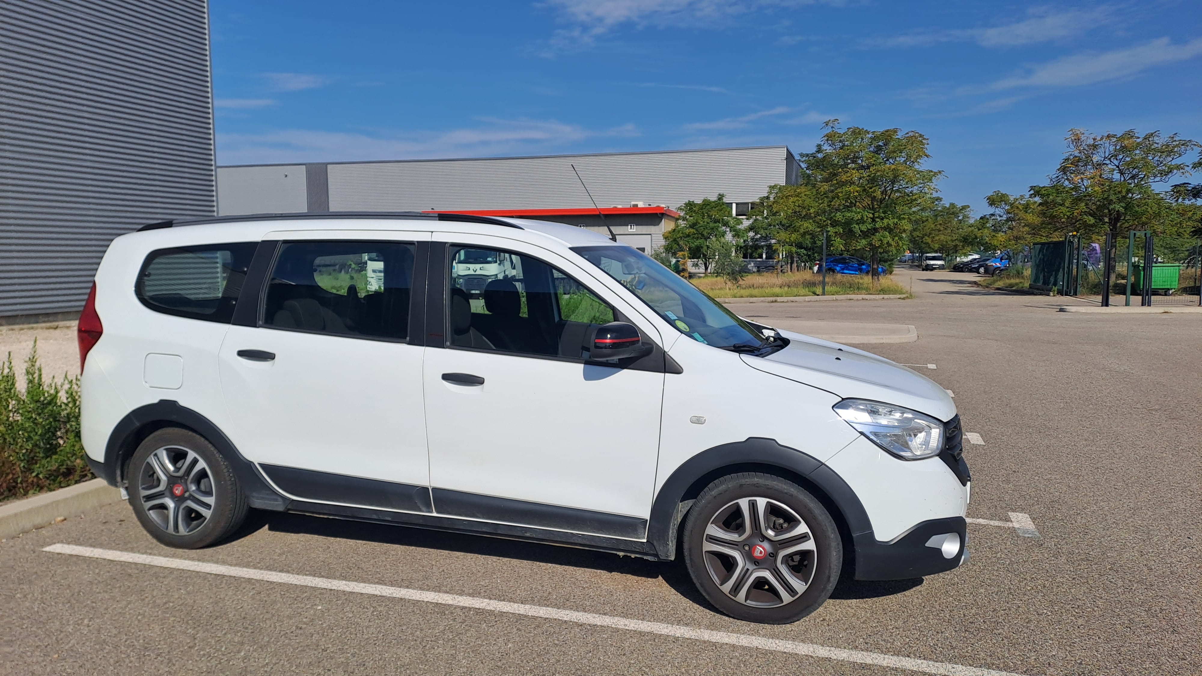 Dacia Lodgy Finition Techroad avec Climatisation