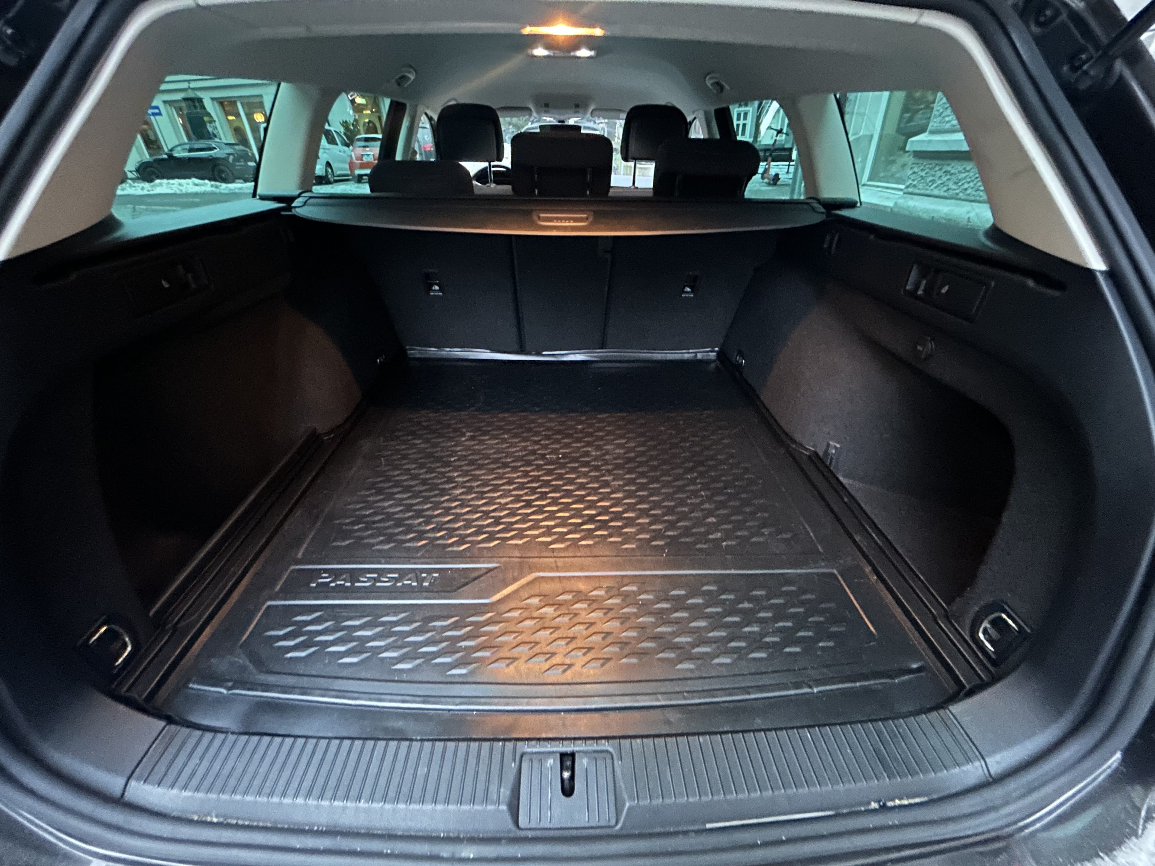 Volkswagen Passat SW med Bluetooth audio