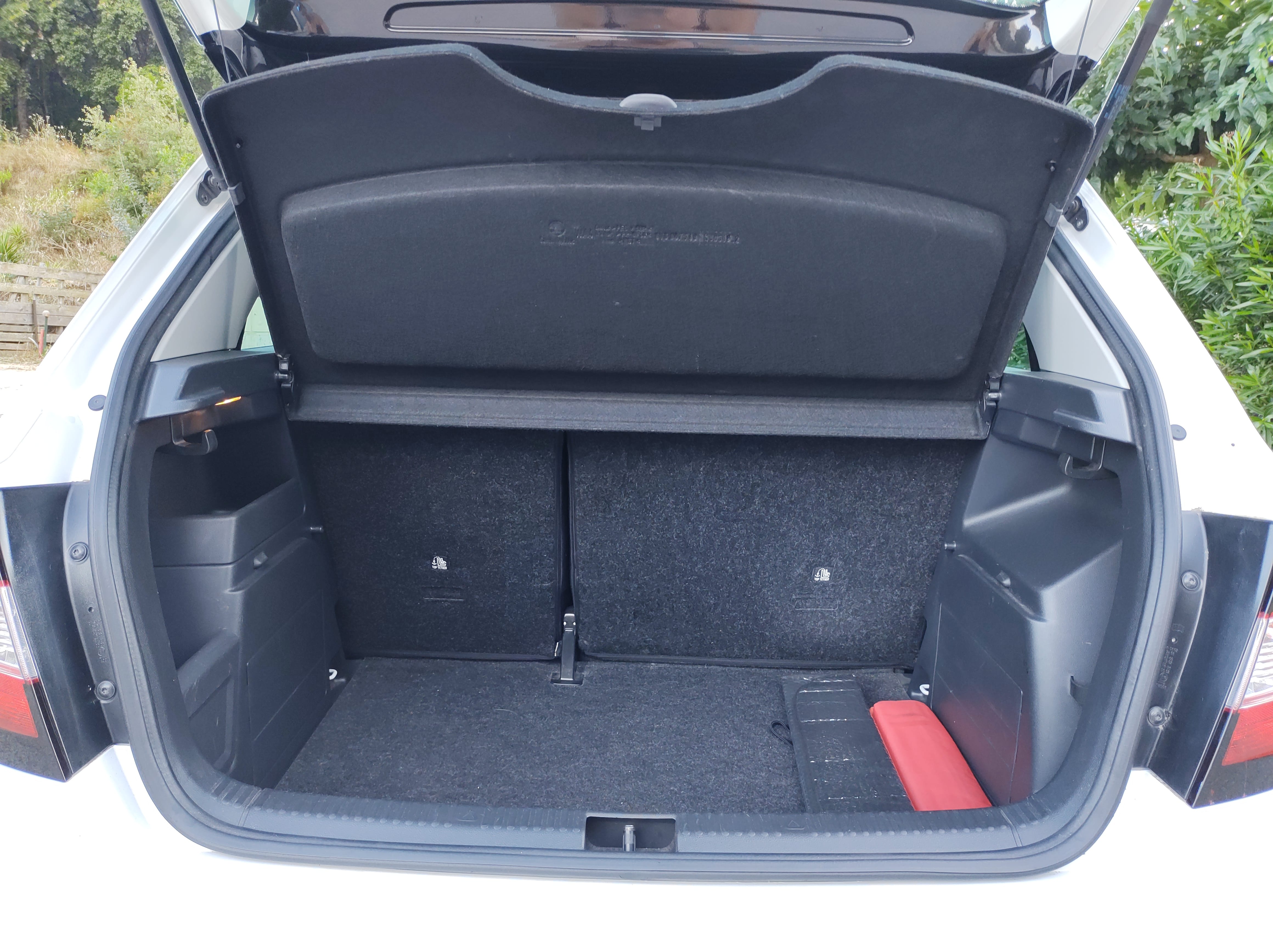 Skoda Fabia avec Siège bébé
