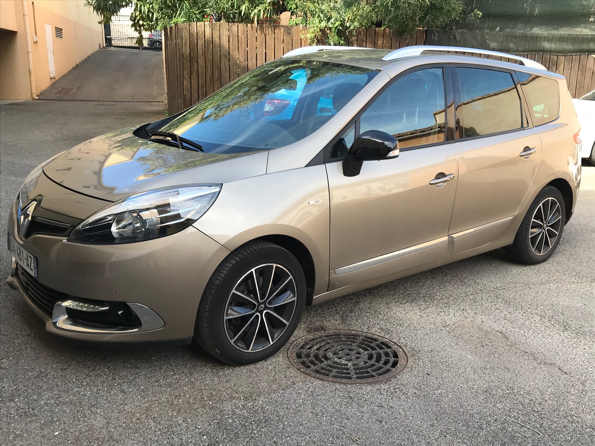 Renault Grand Scenic Modele 130 Cv Bose (qualité audio exceptionnelle), 2013, Diesel, 7 places