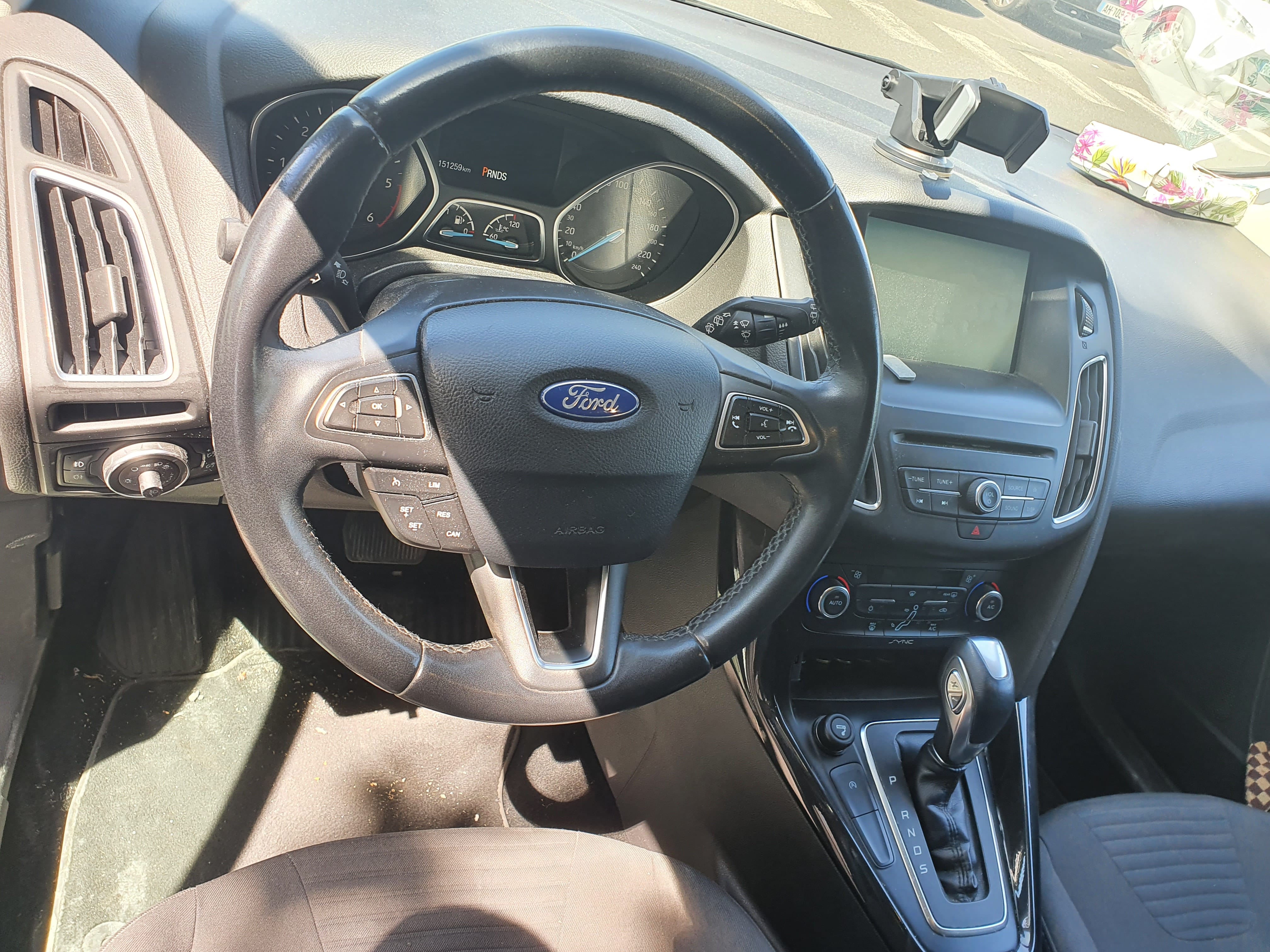 Ford Focus avec Régulateur de vitesse