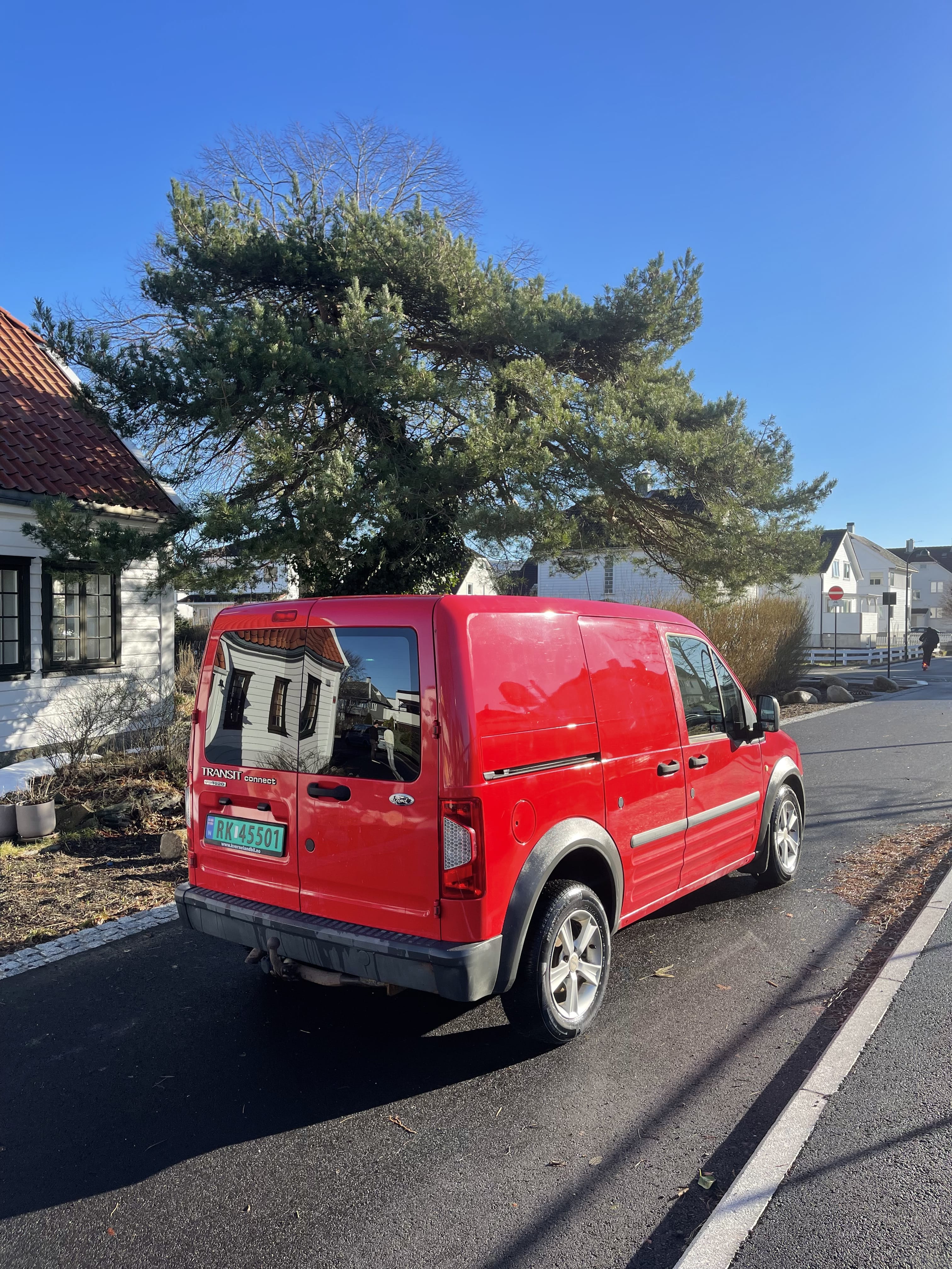 Ford Transit Connect med Lydinngang