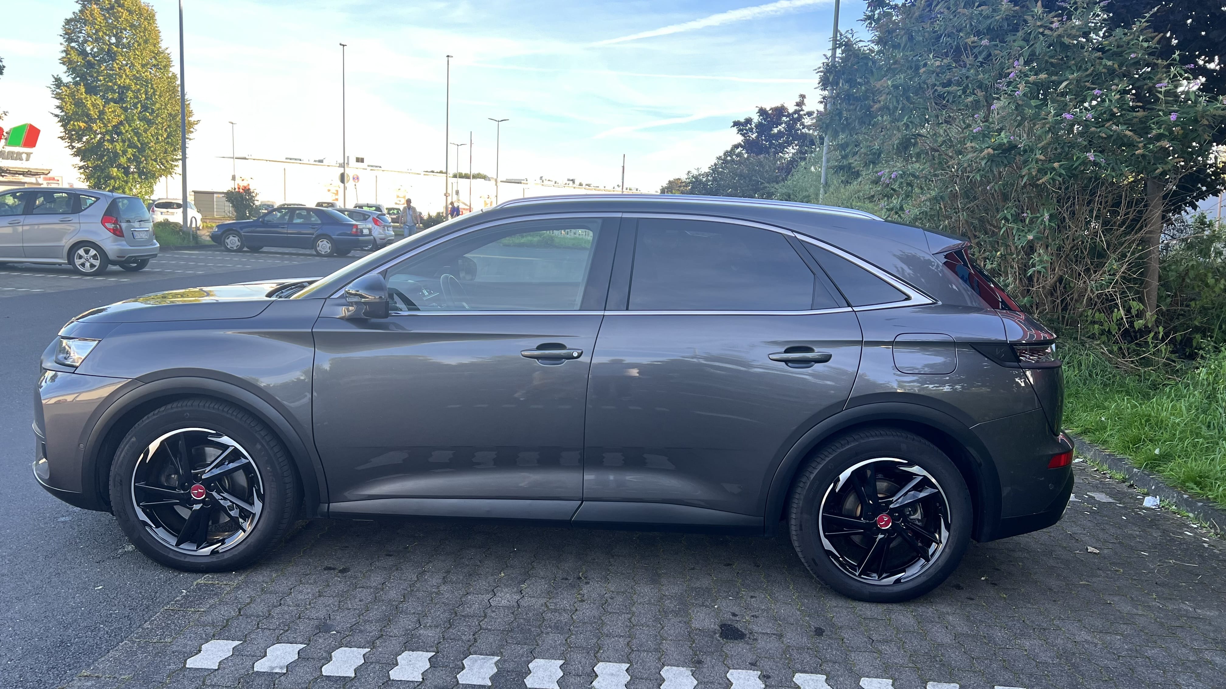 DS 7 E-TENSE Performance Line 300 PS mit Klimaanlage