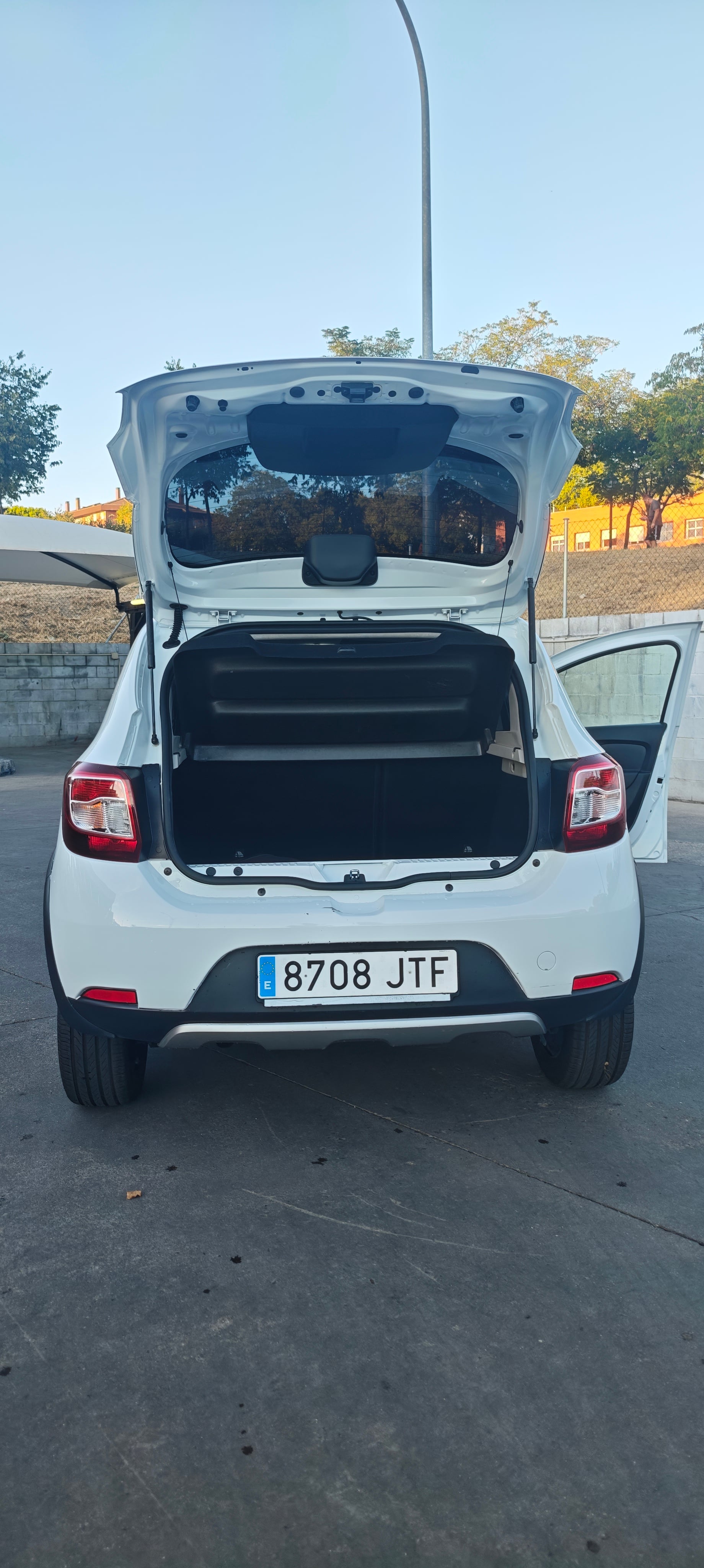 Dacia Sandero Stepway GASOLINA con Control de velocidad