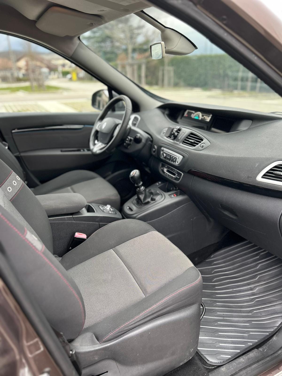 Renault Mégane Scenic avec Climatisation