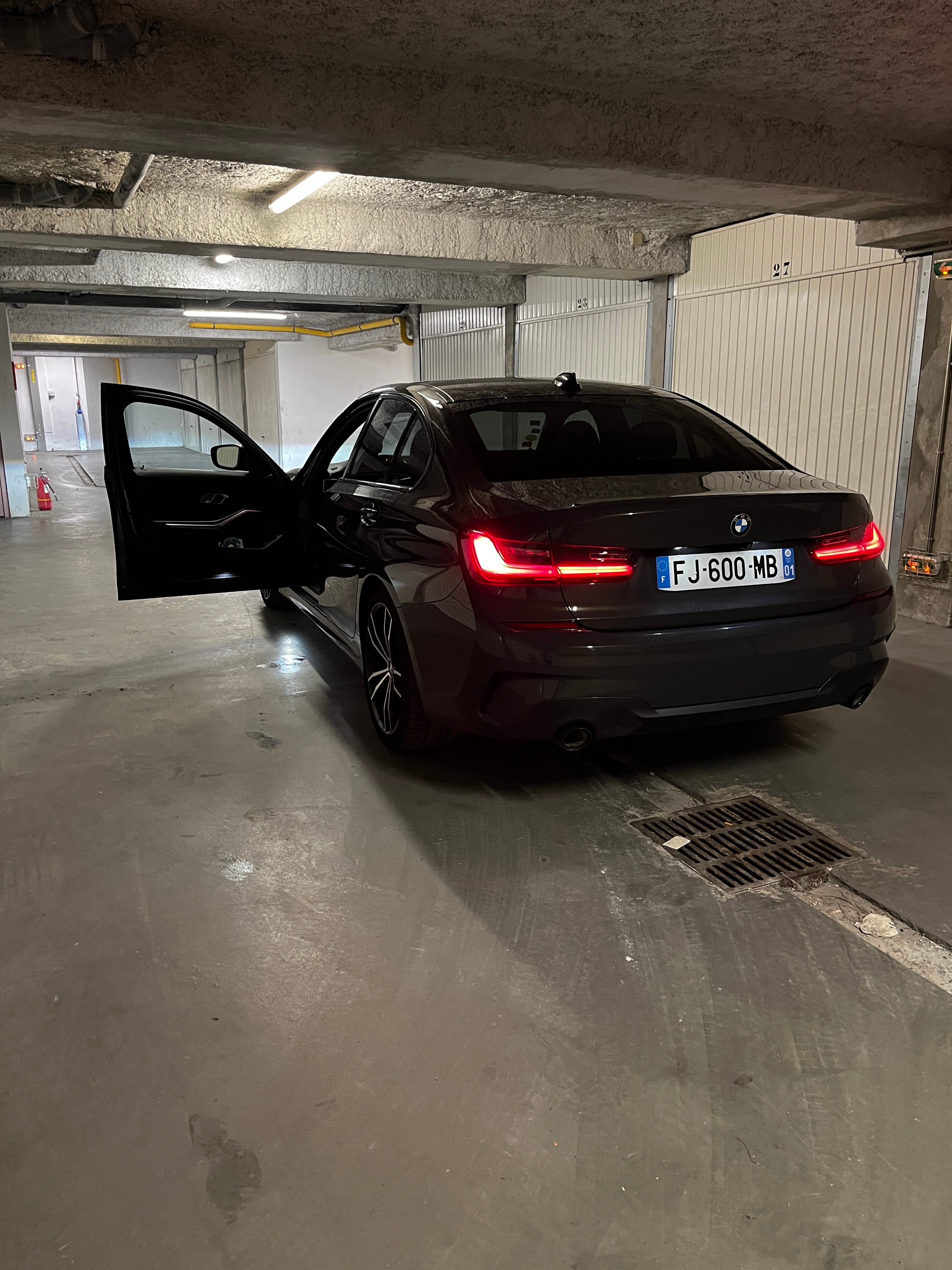 BMW Série 3 320d xDrive avec Climatisation