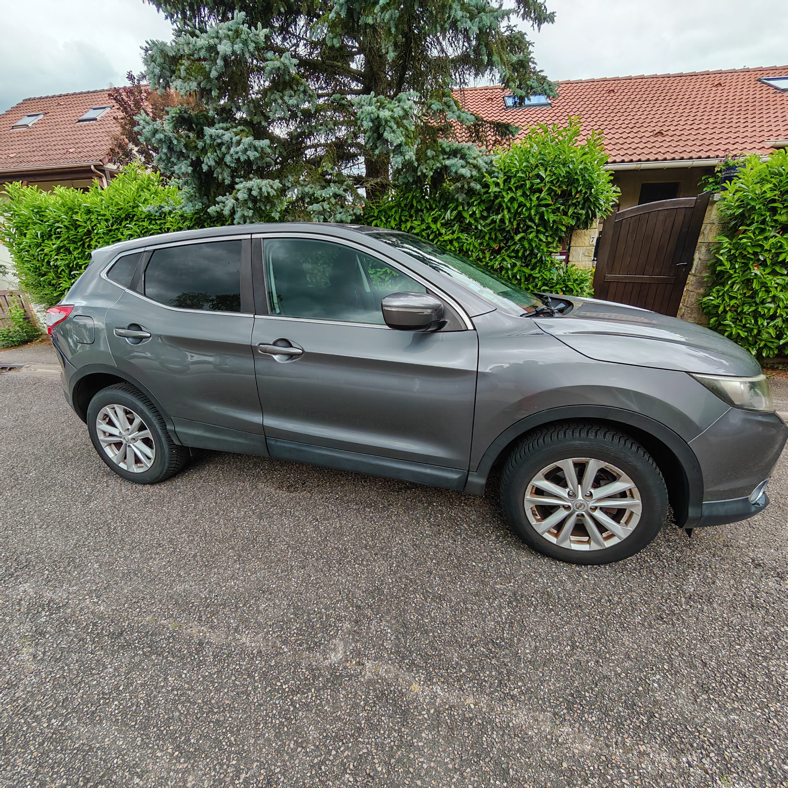 Nissan Qashqai avec Climatisation