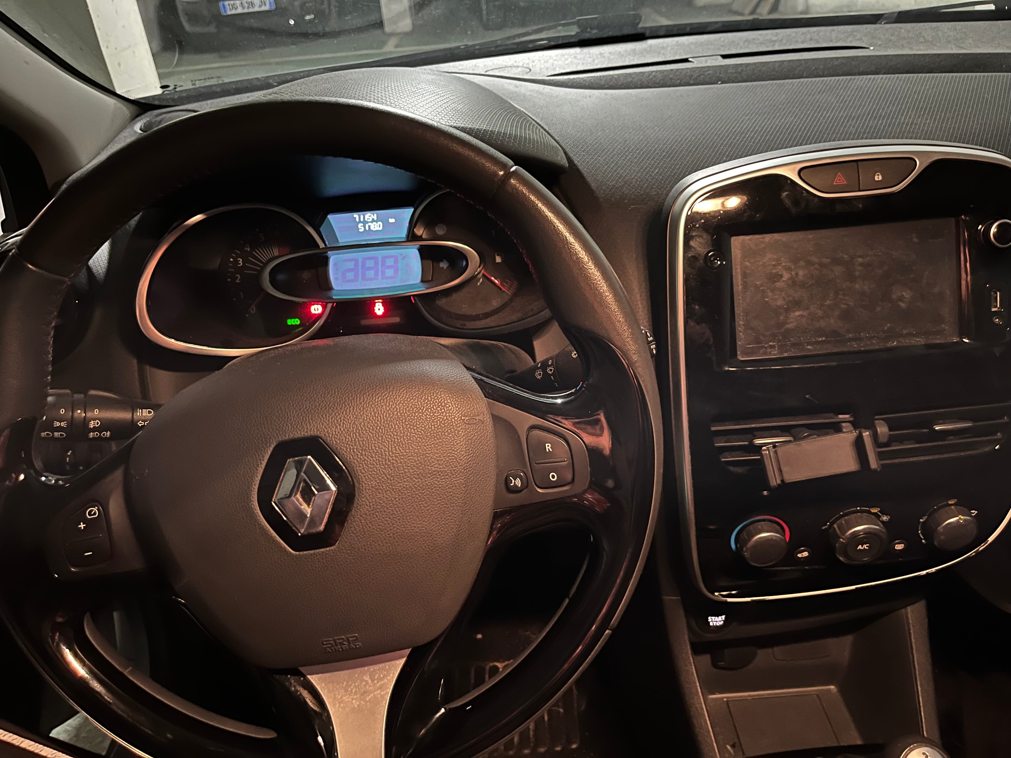 Renault Clio avec Régulateur de vitesse