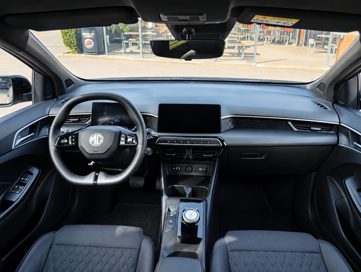 MG MG3 Hybrid + Full option luxury pack with GPS