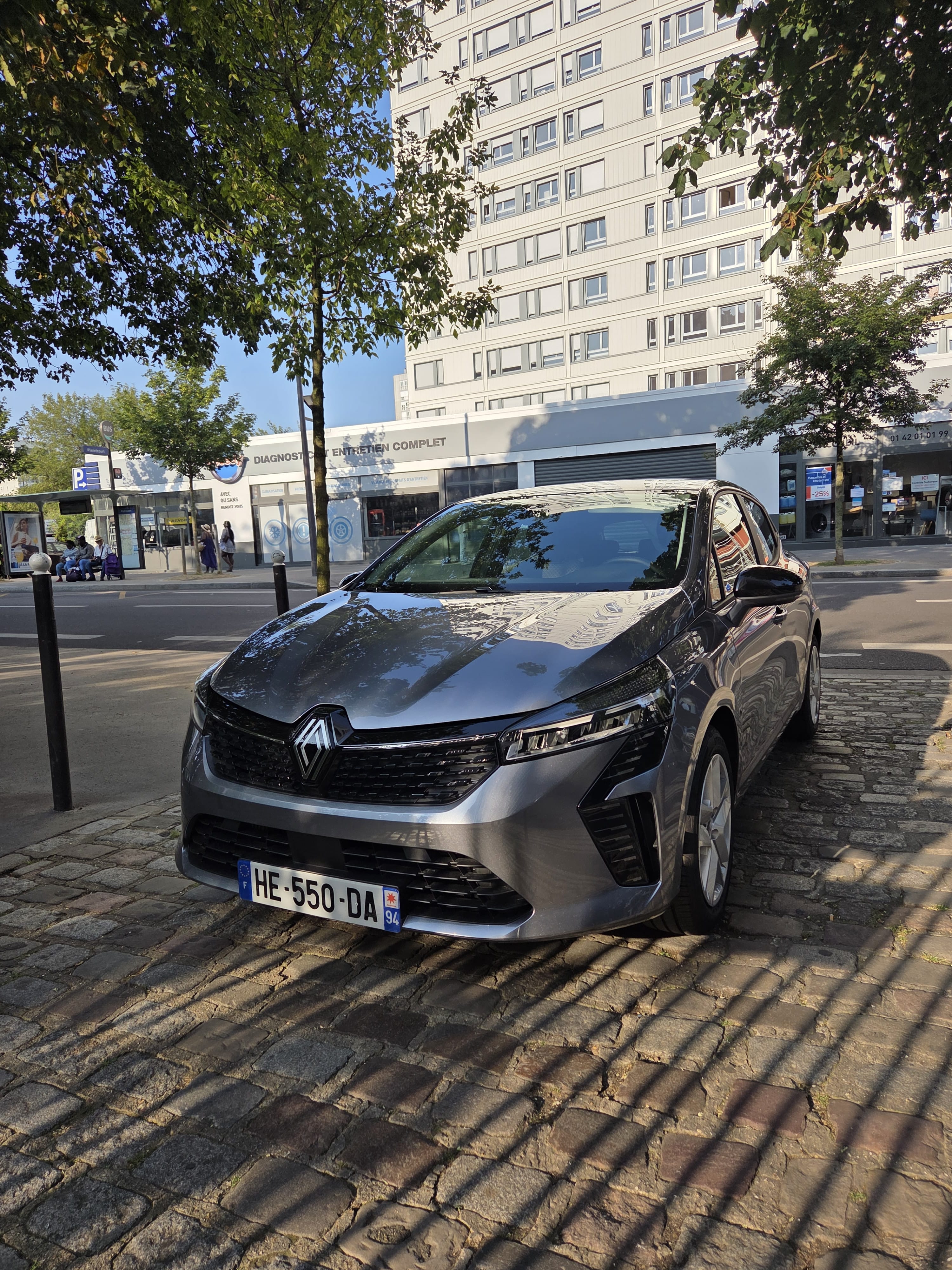 Renault Clio, 2025, Essence 95
