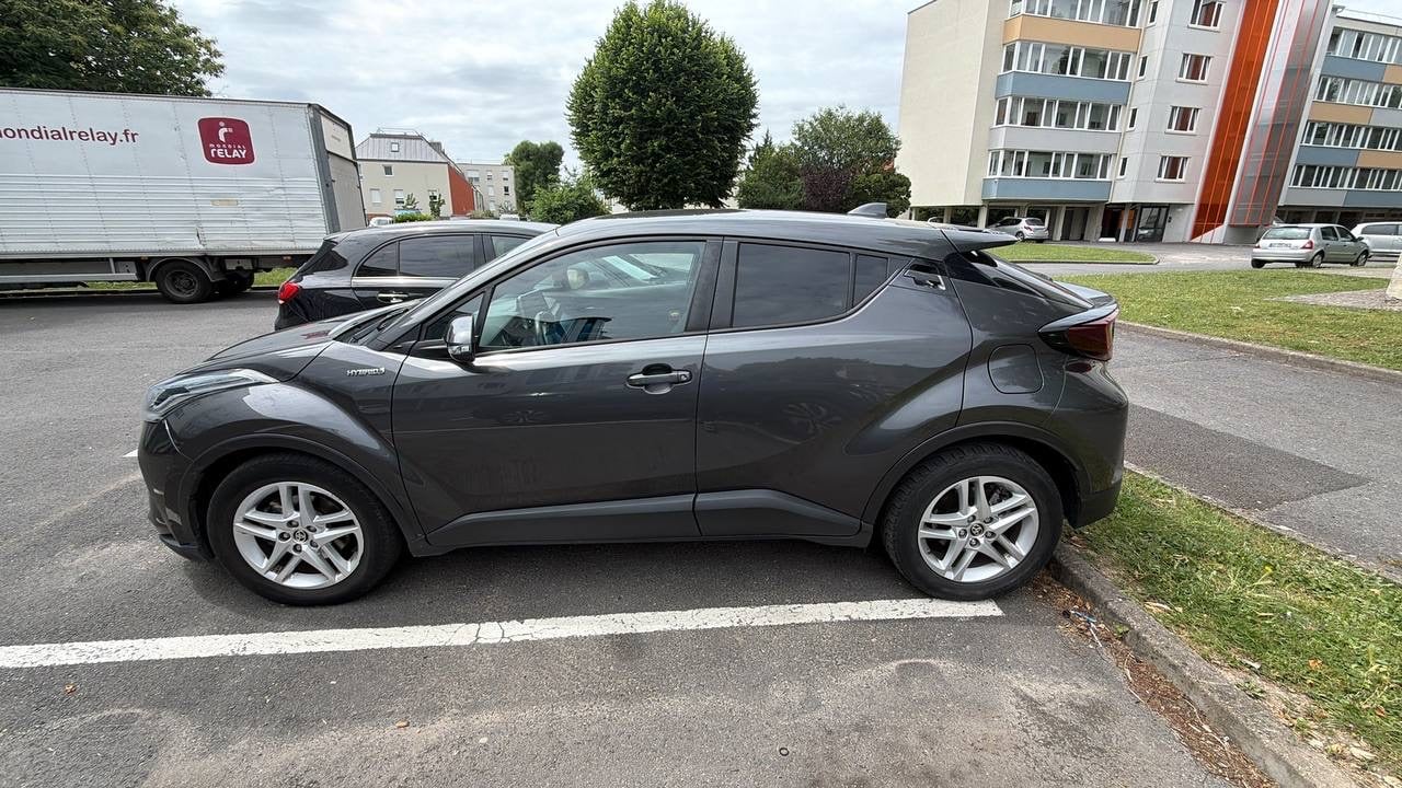 Toyota C-HR avec Climatisation