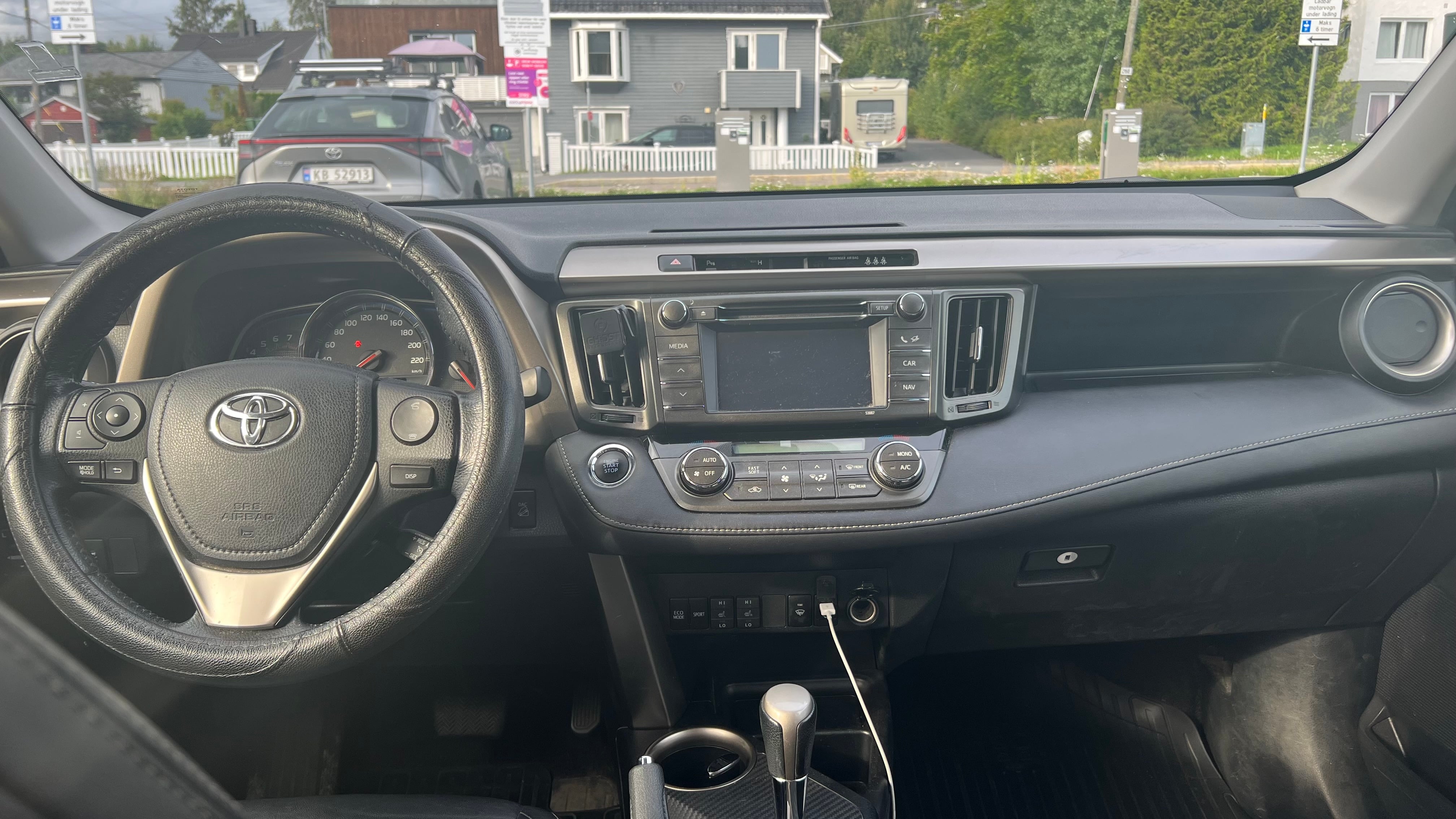 Toyota RAV4 med Cruisekontroll
