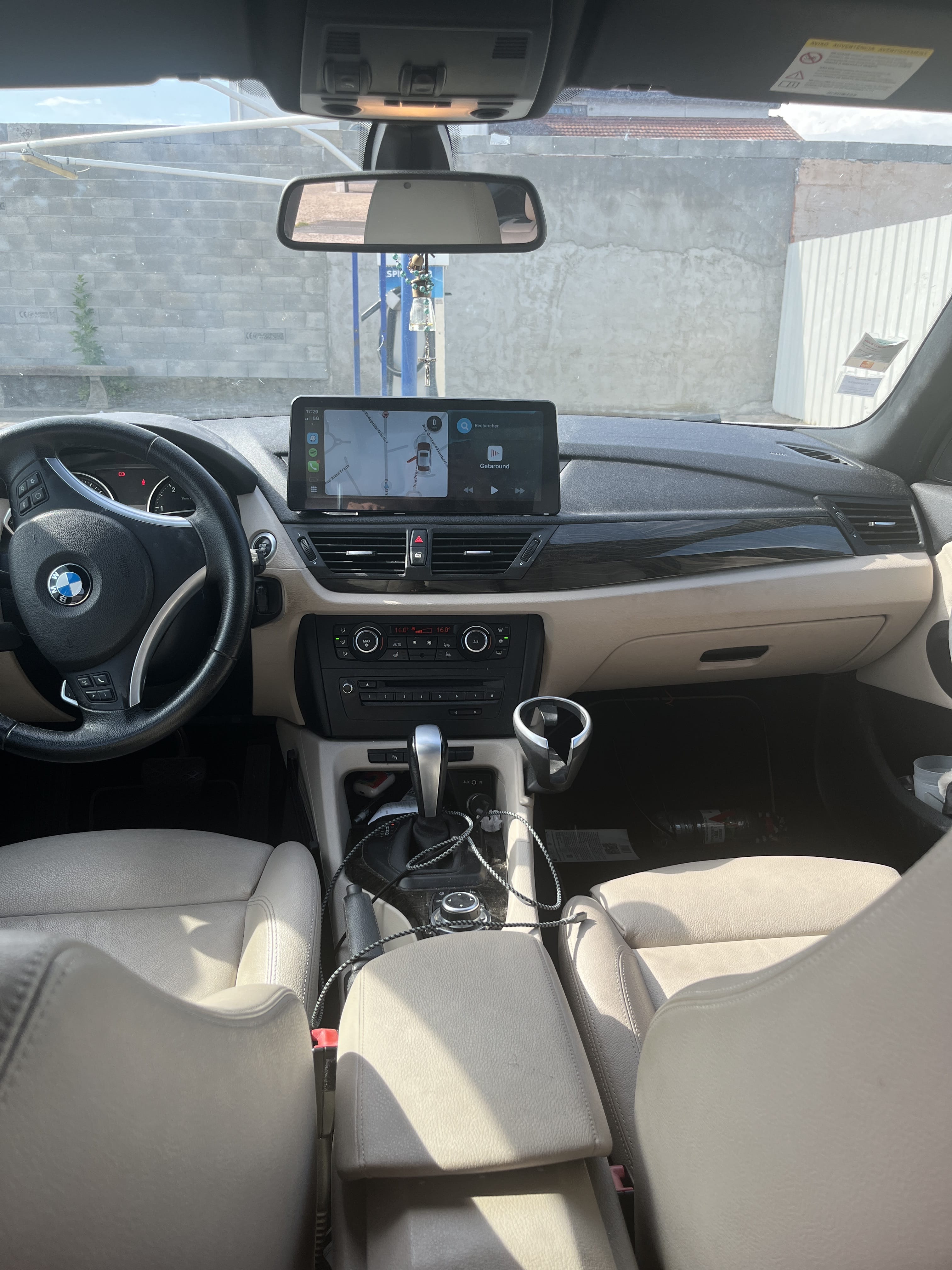 BMW X1 xDrive20d avec Pneus neige