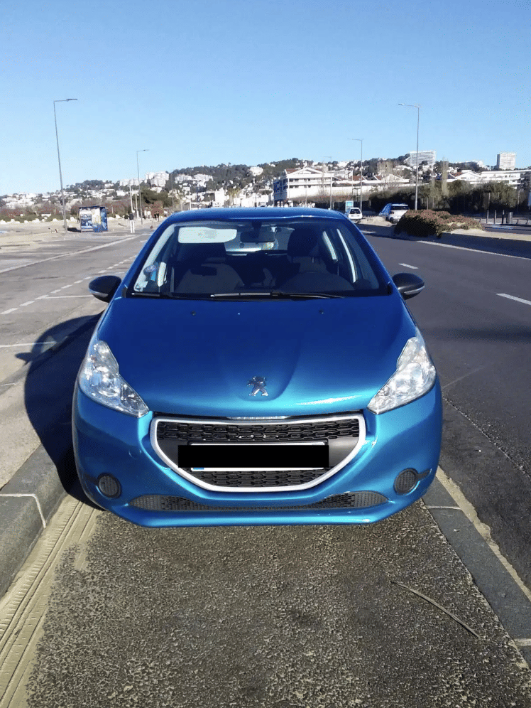 Peugeot 208, 2013, Essence 98