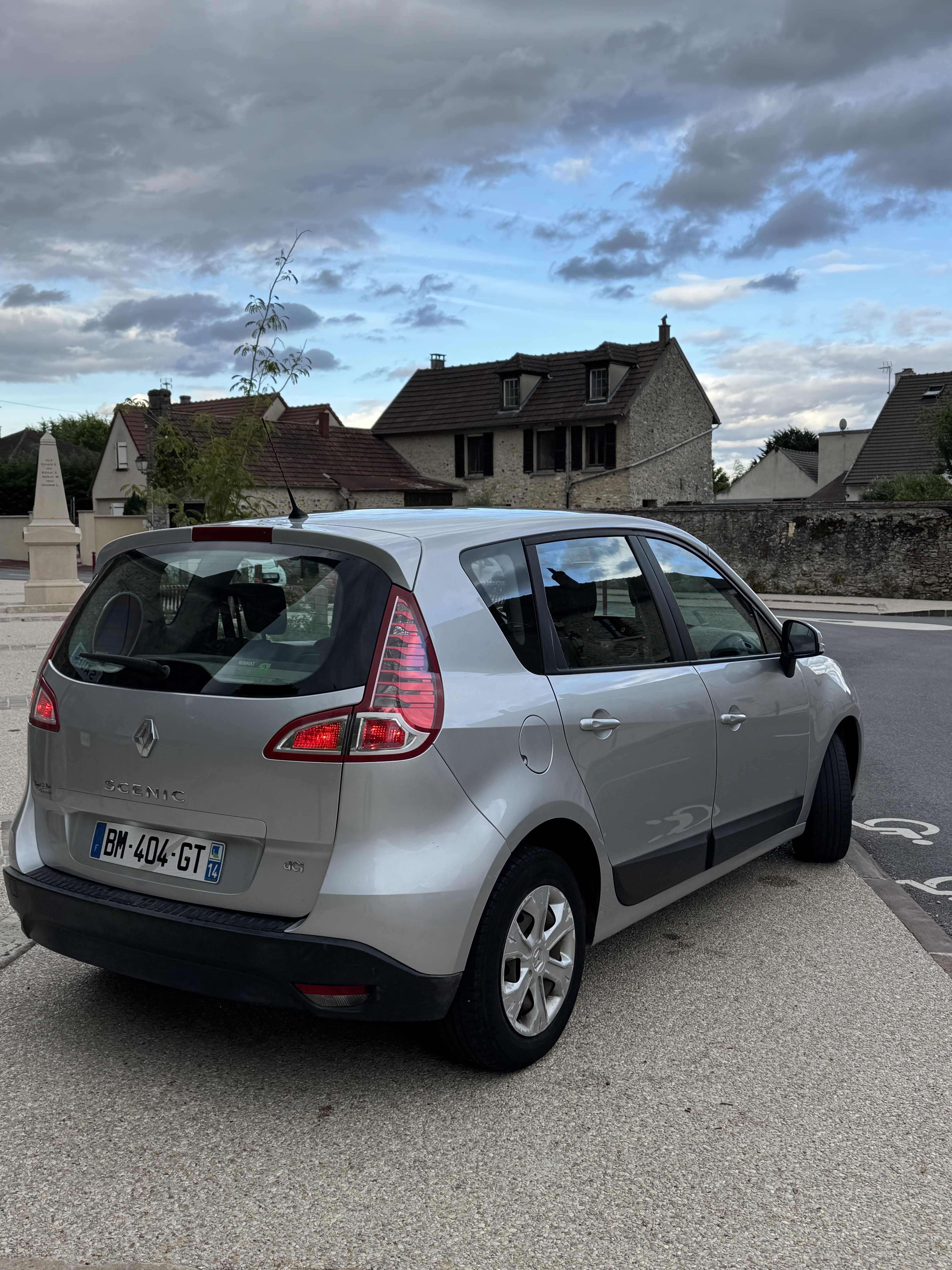 Renault Scenic avec Régulateur de vitesse