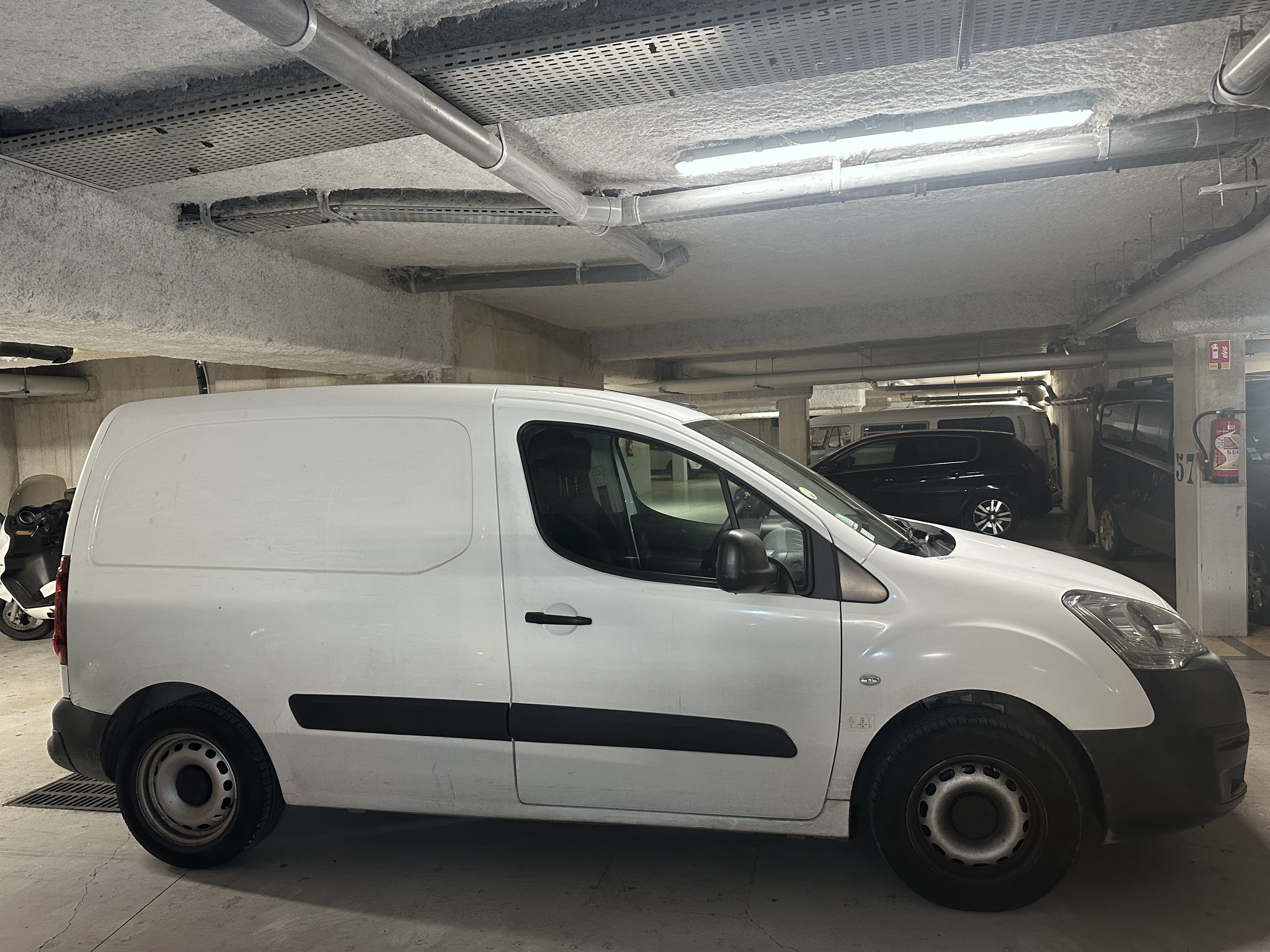 Citroen Berlingo EL577 BERLINGO avec Entrée audio / iPod