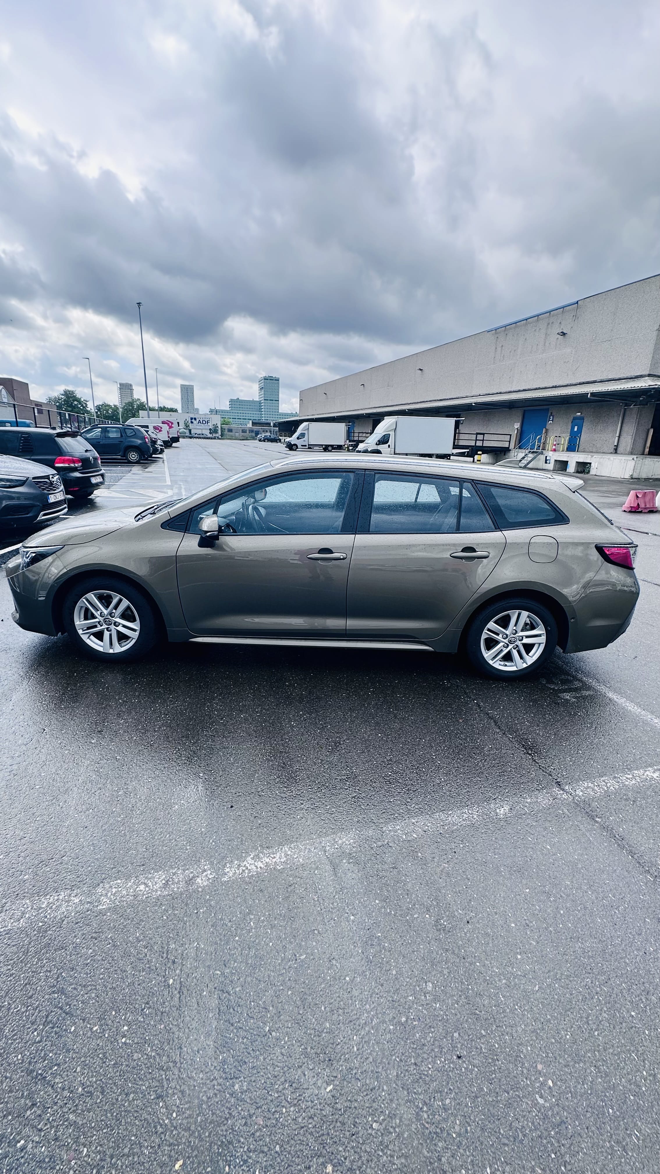 Toyota Corolla Hybrid met Airco