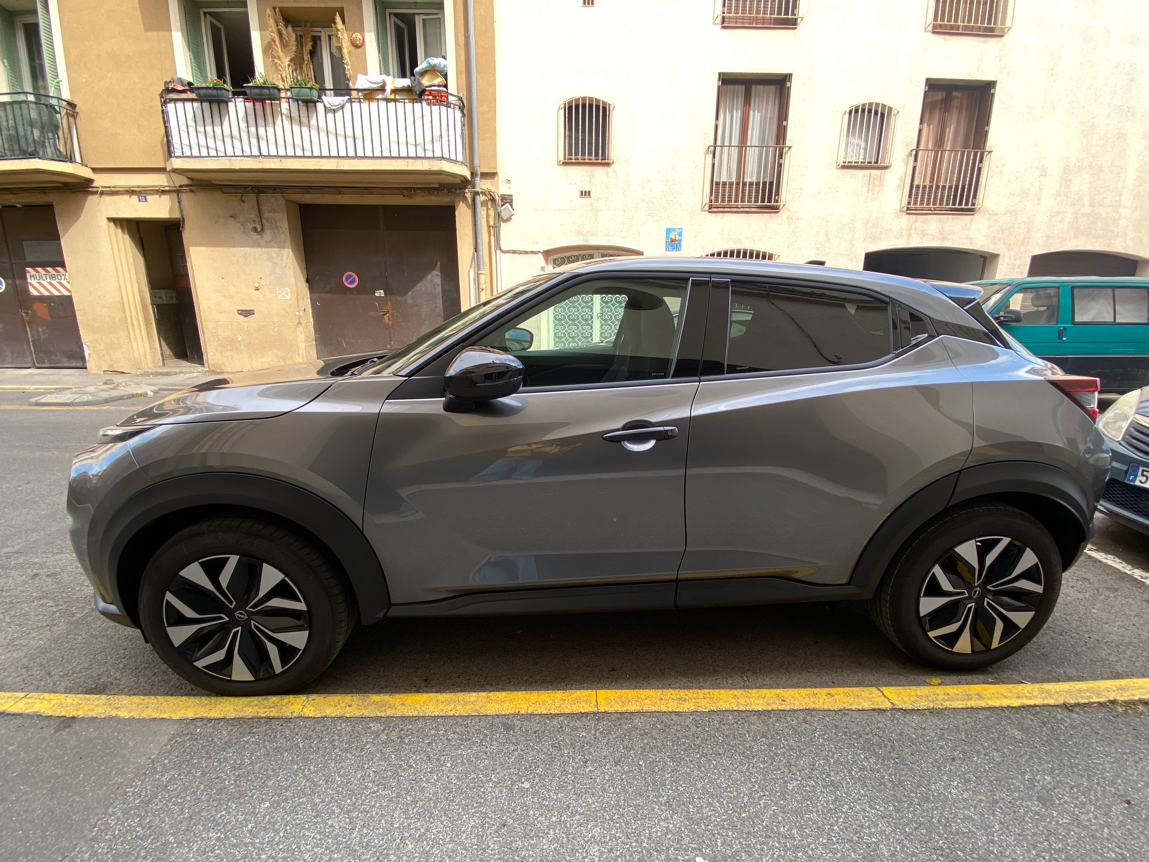 Nissan Juke N-Connecta Hybride avec Climatisation