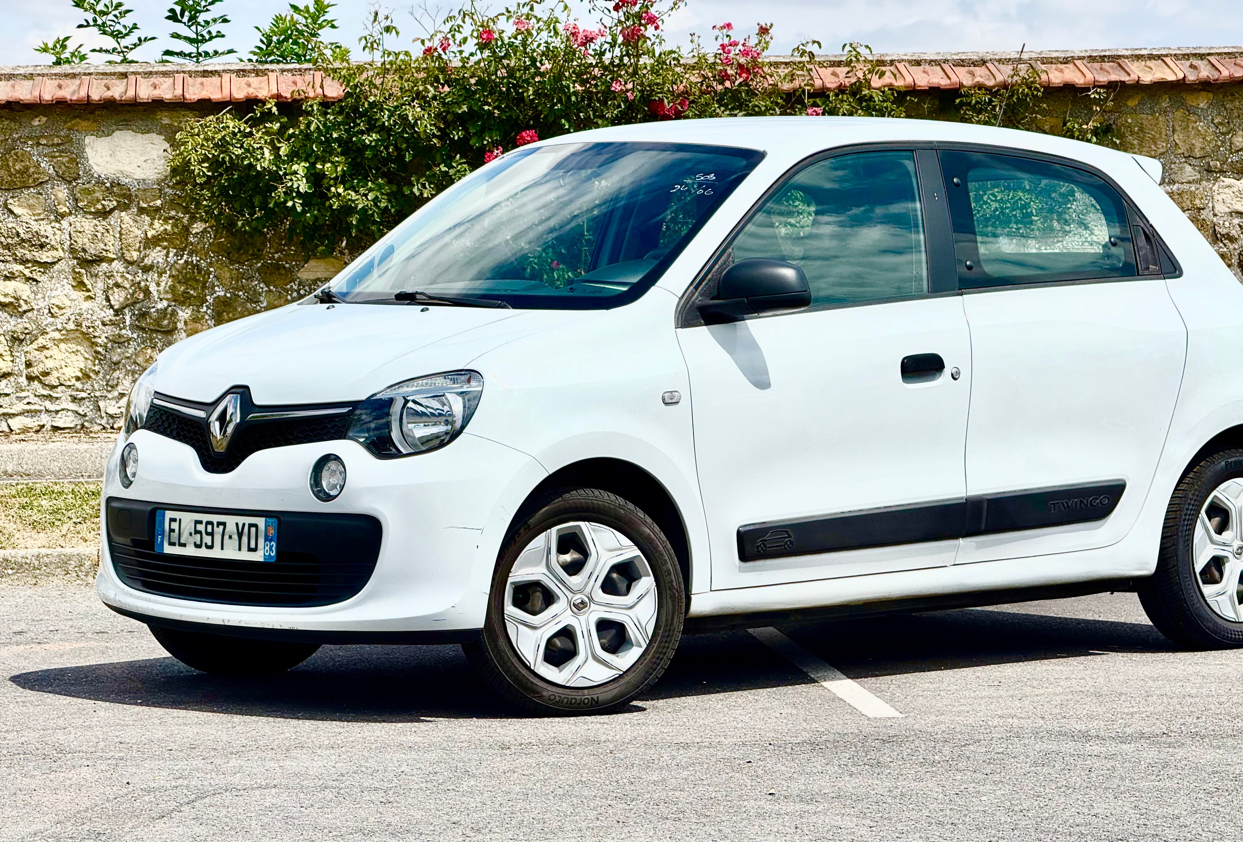 Renault Twingo III avec GPS