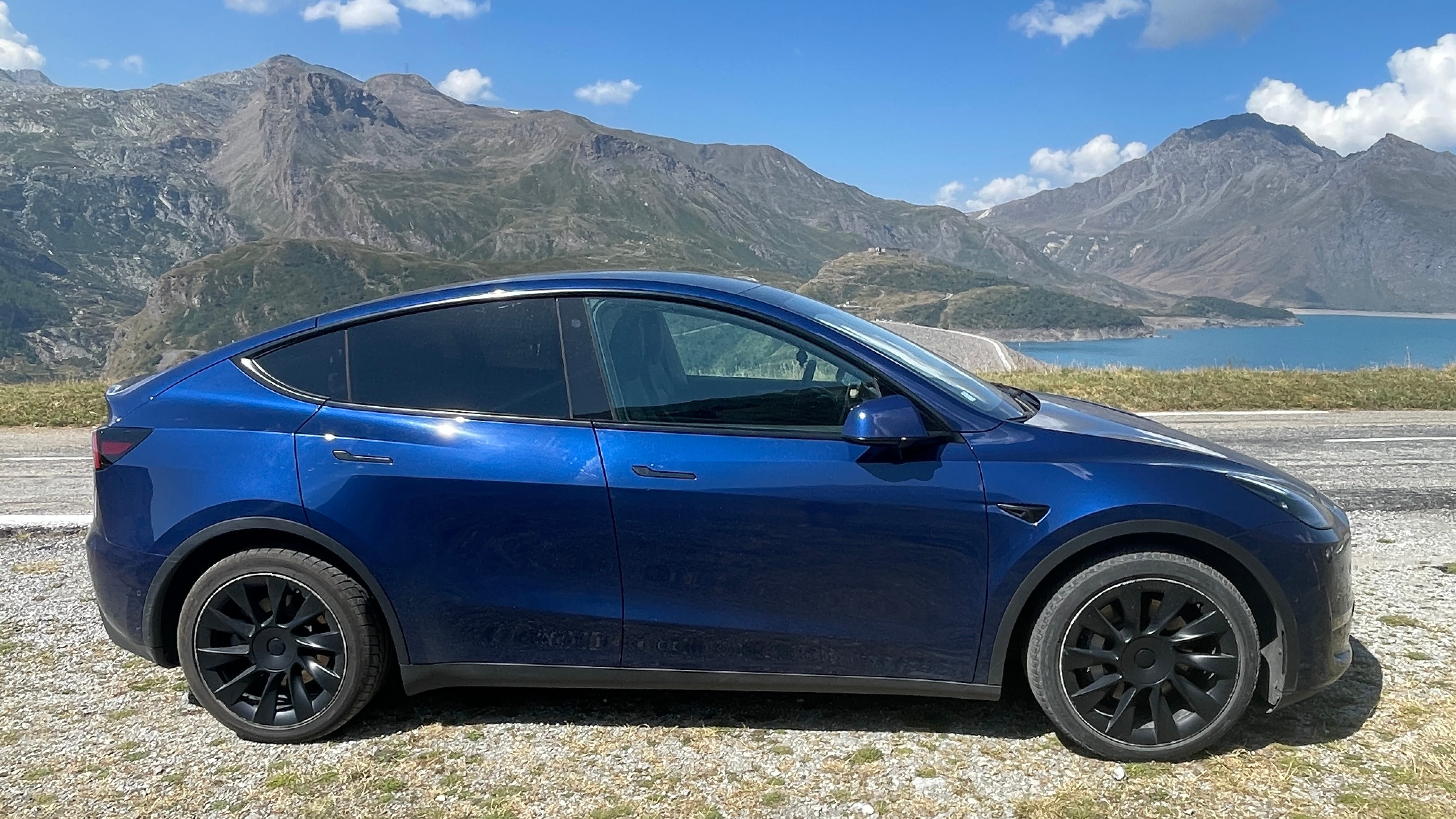 Tesla Model Y Long Range avec Climatisation