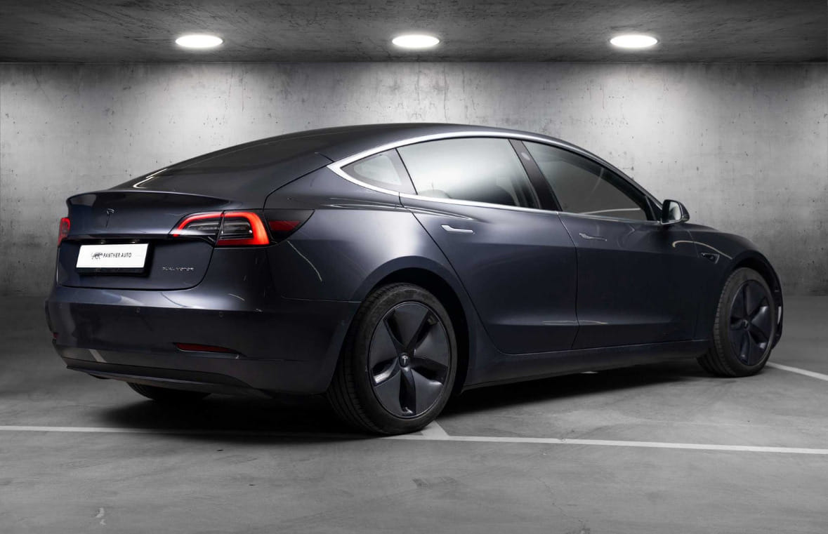 Tesla Model 3 Long Range with GPS