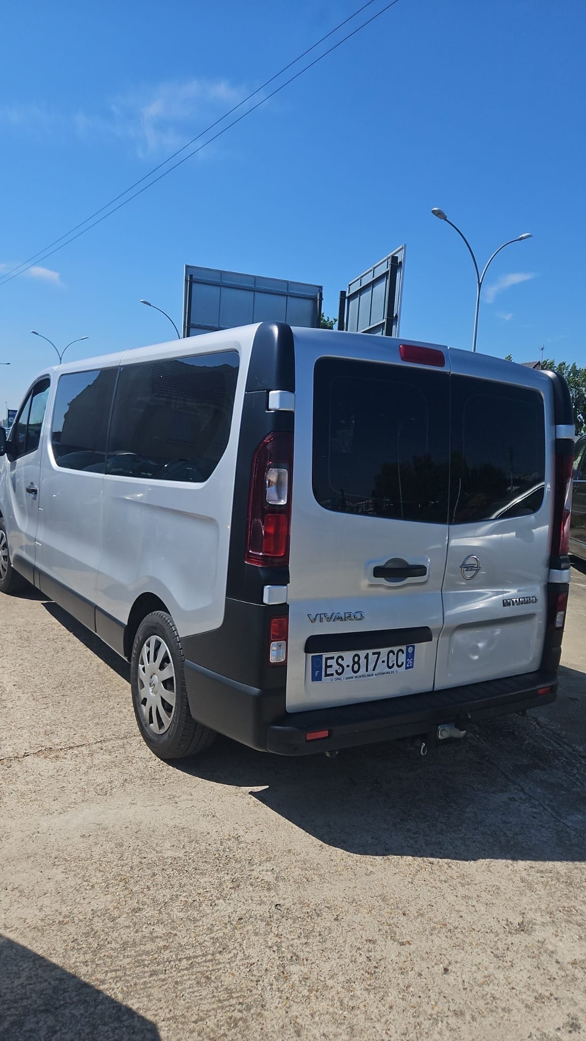 Opel Vivaro avec Climatisation