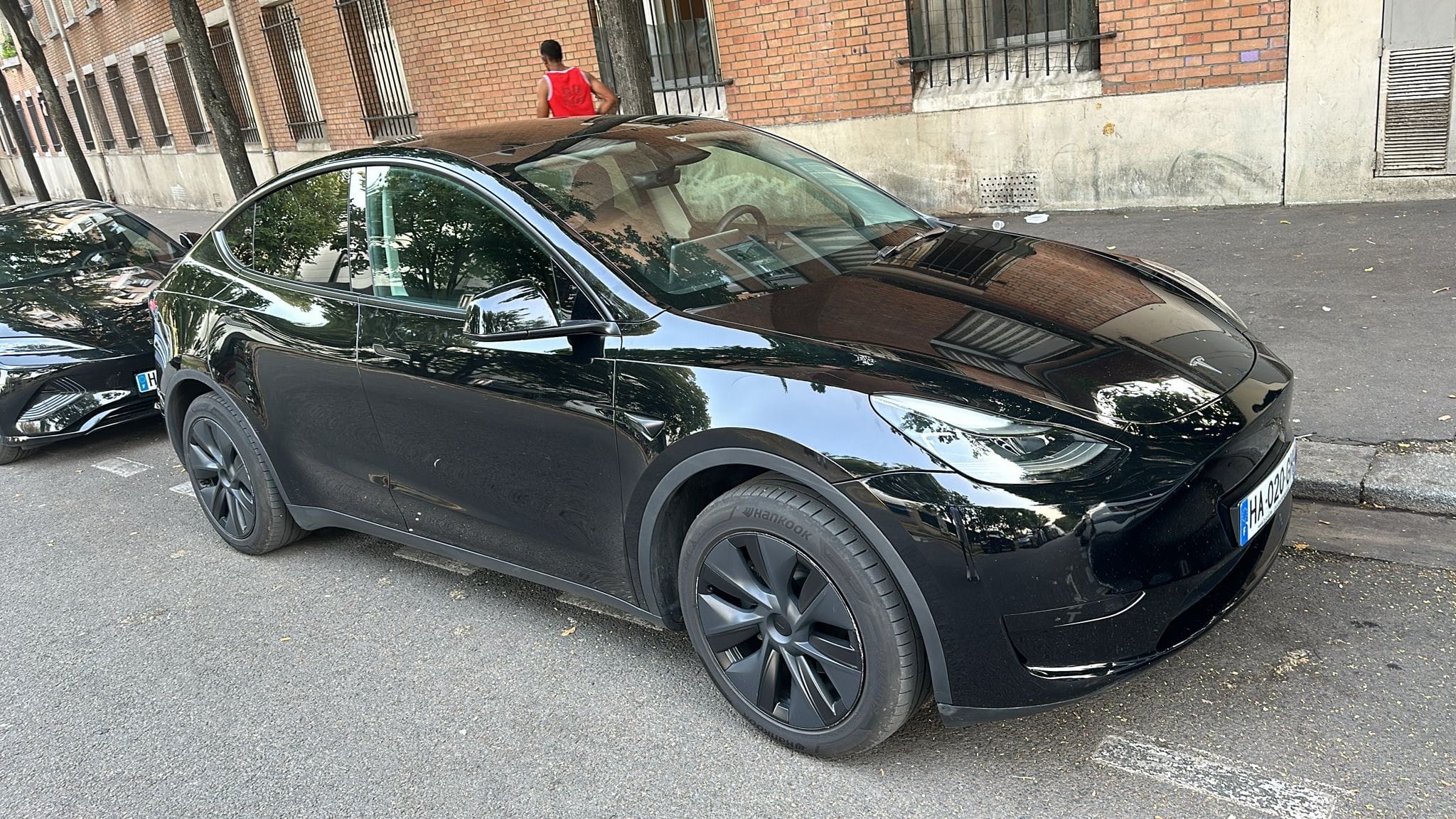 Tesla Model Y avec GPS