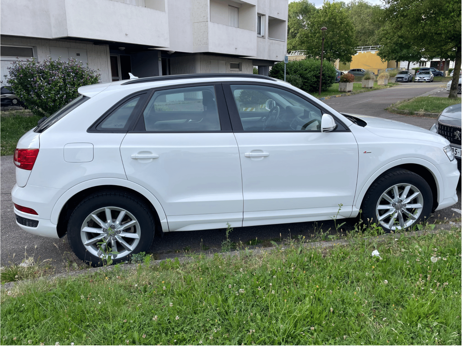Audi Q3 1.4 TFSI S Tronic avec Climatisation