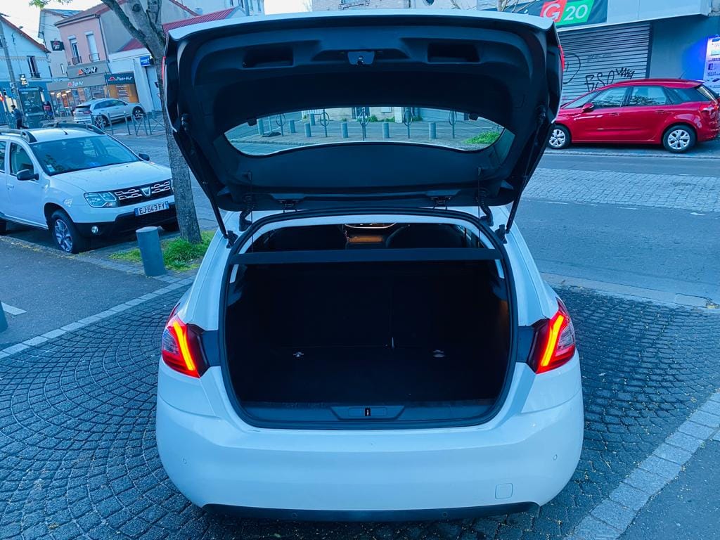 Peugeot 308 avec Régulateur de vitesse