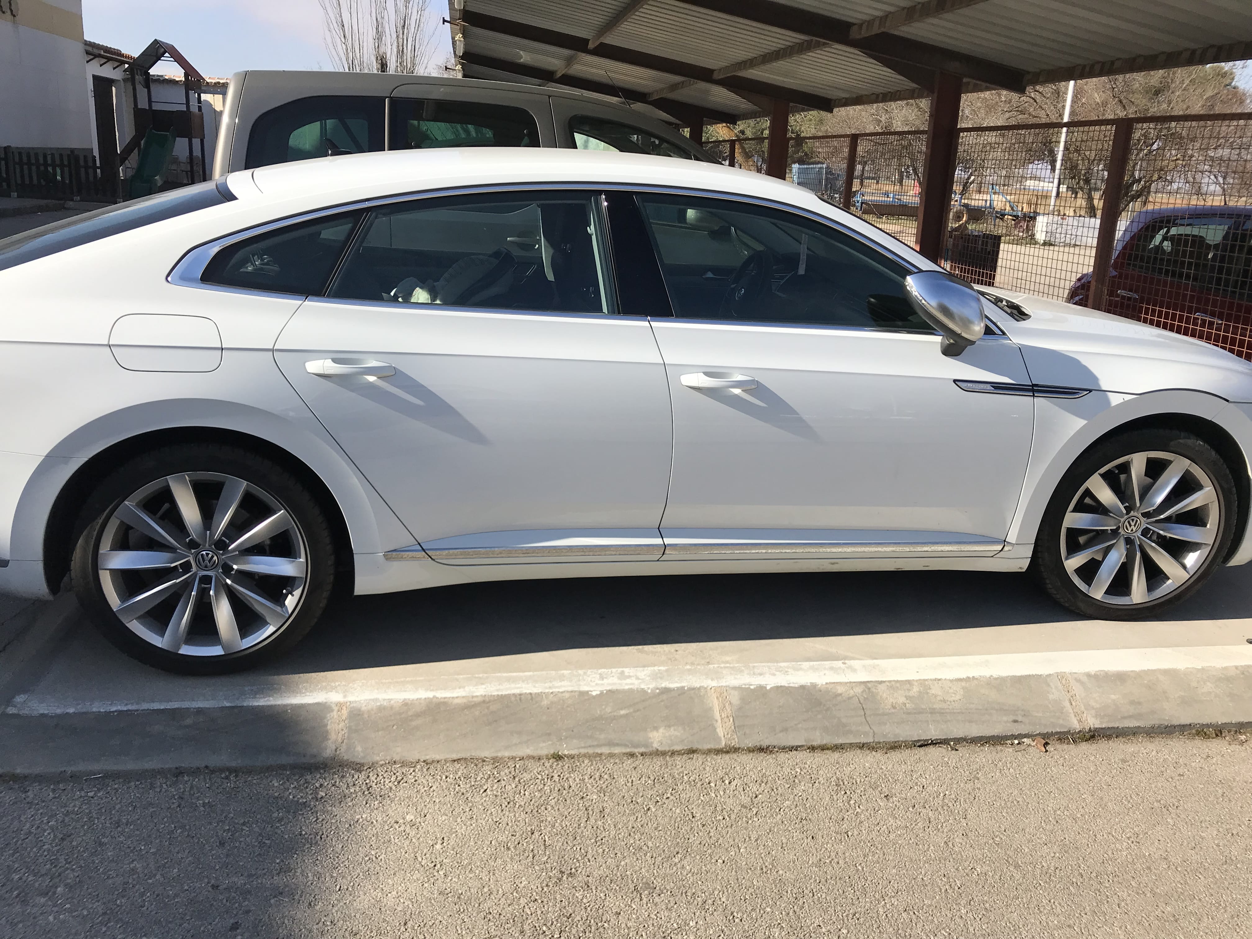 Volkswagen Arteon con Aire acondicionado