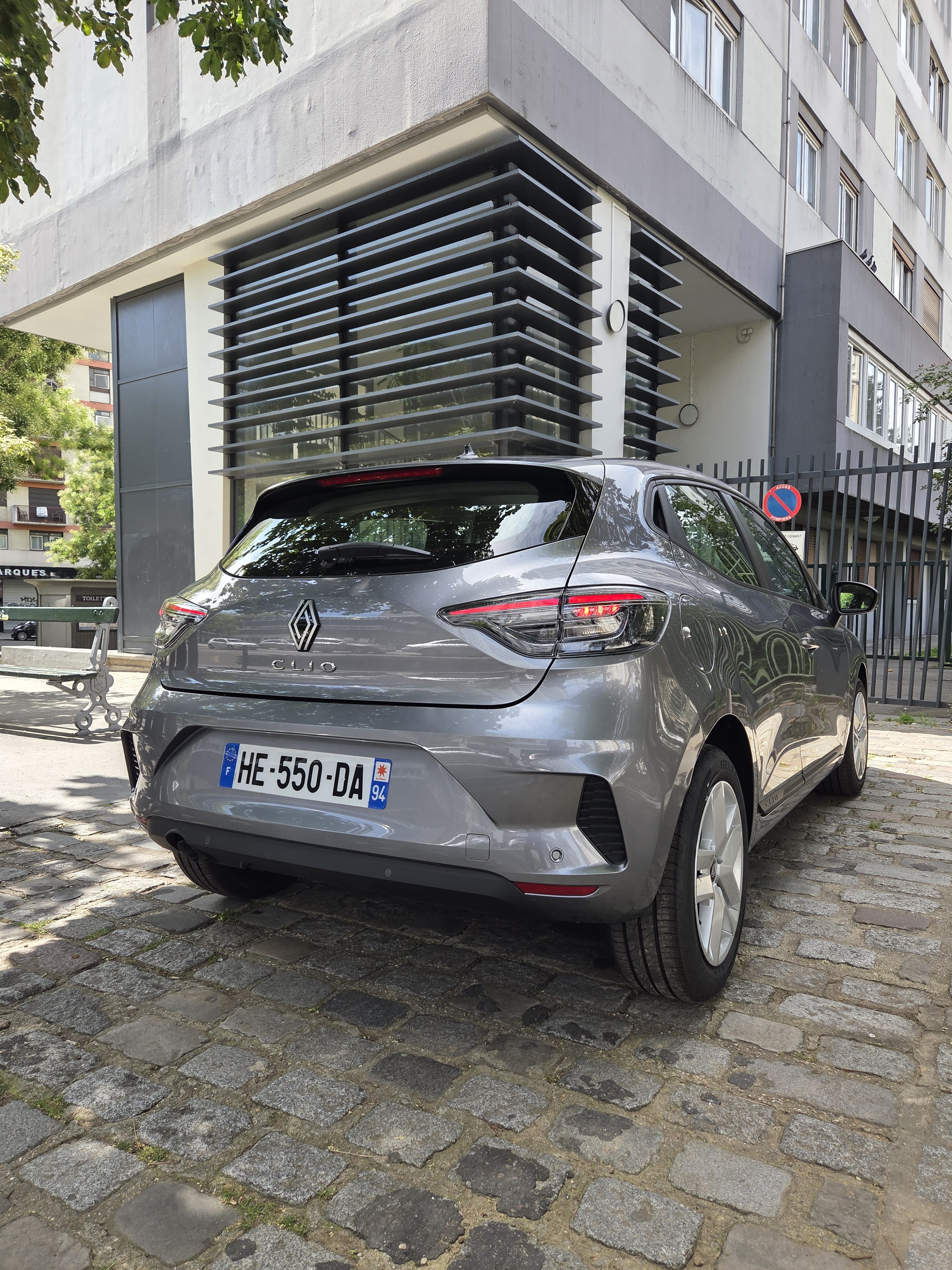 Renault Clio mit Navigationsgerät