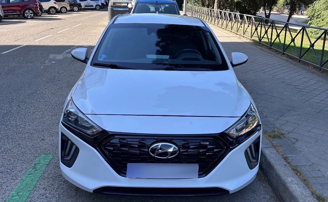 Hyundai Ioniq, 2019, Diesel / Électrique (hybride), automatique