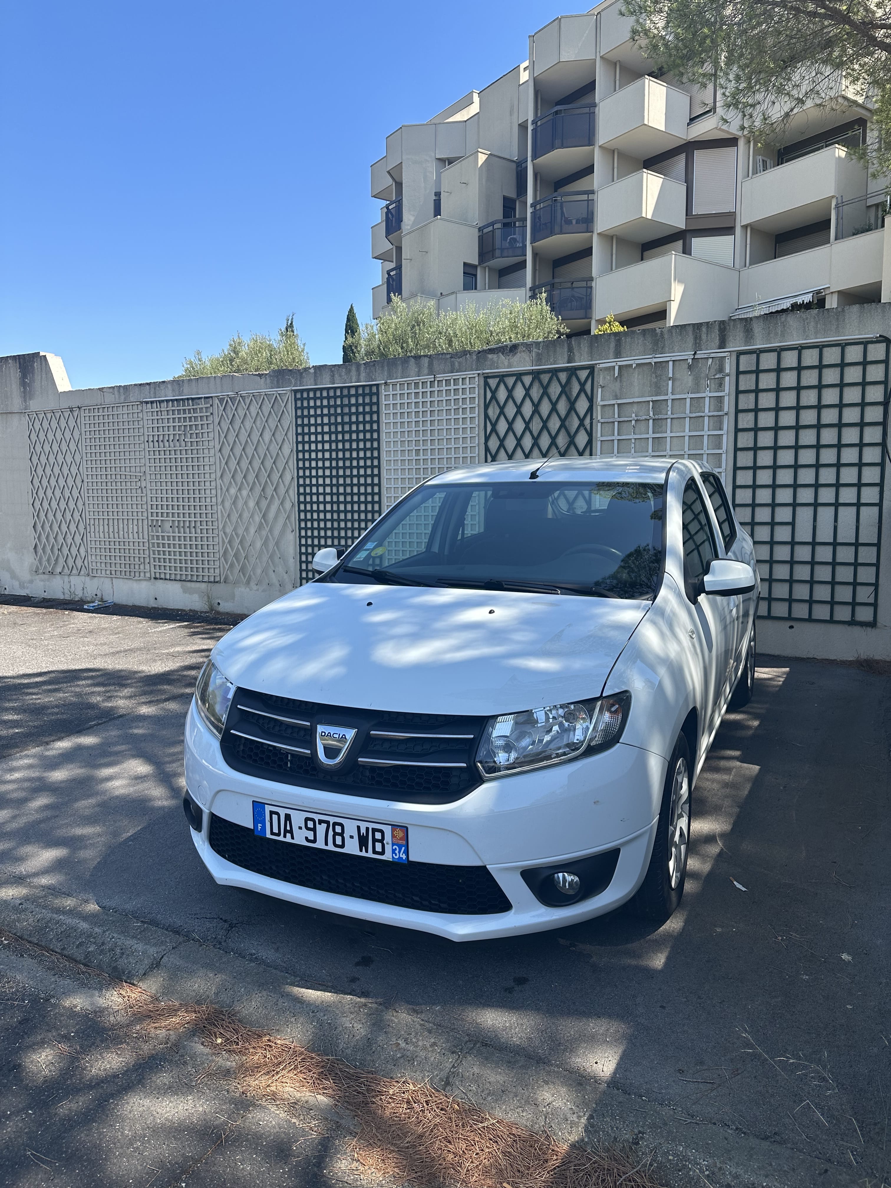 Dacia Sandero avec Apple CarPlay