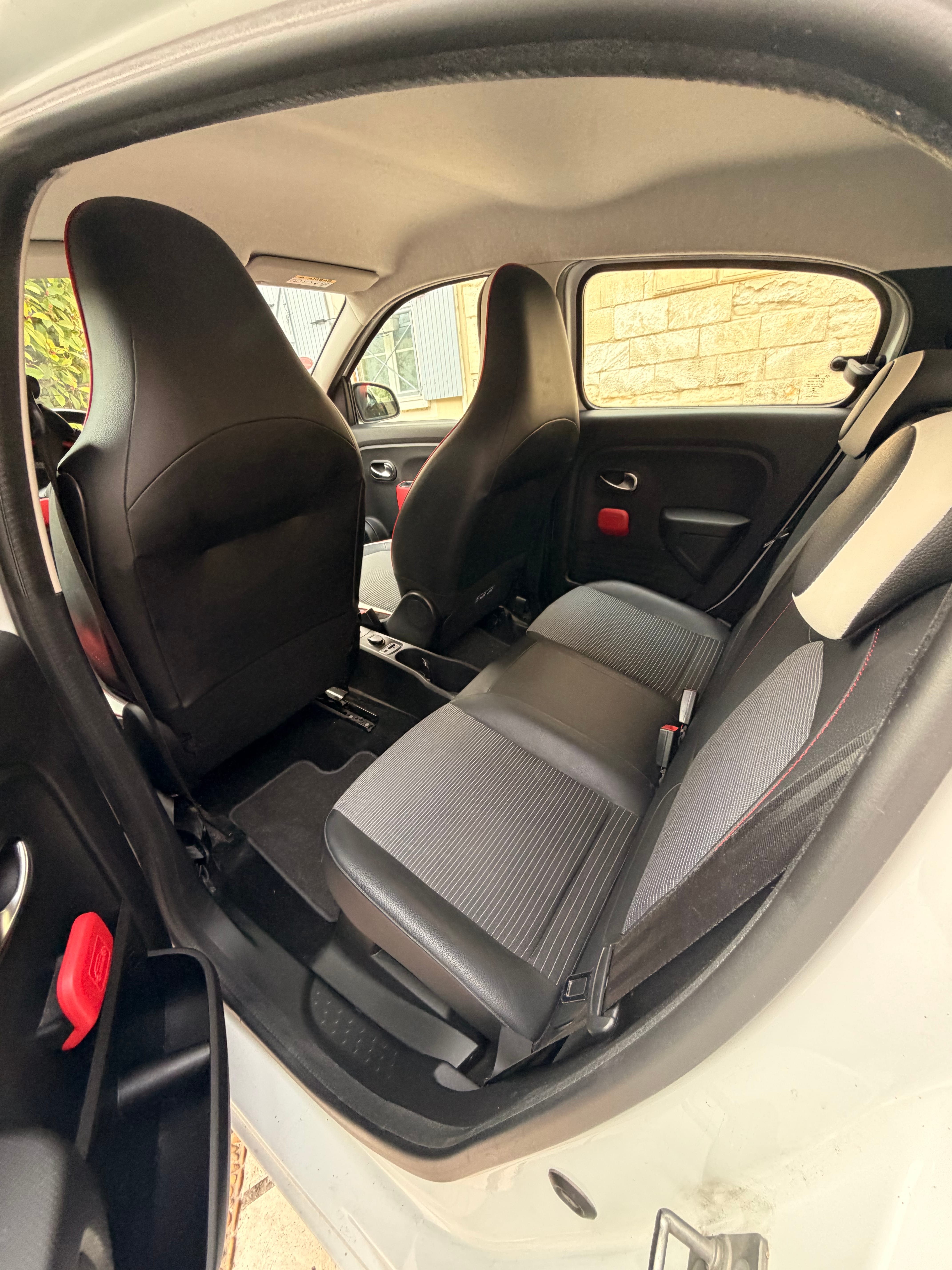 Renault Twingo III avec GPS