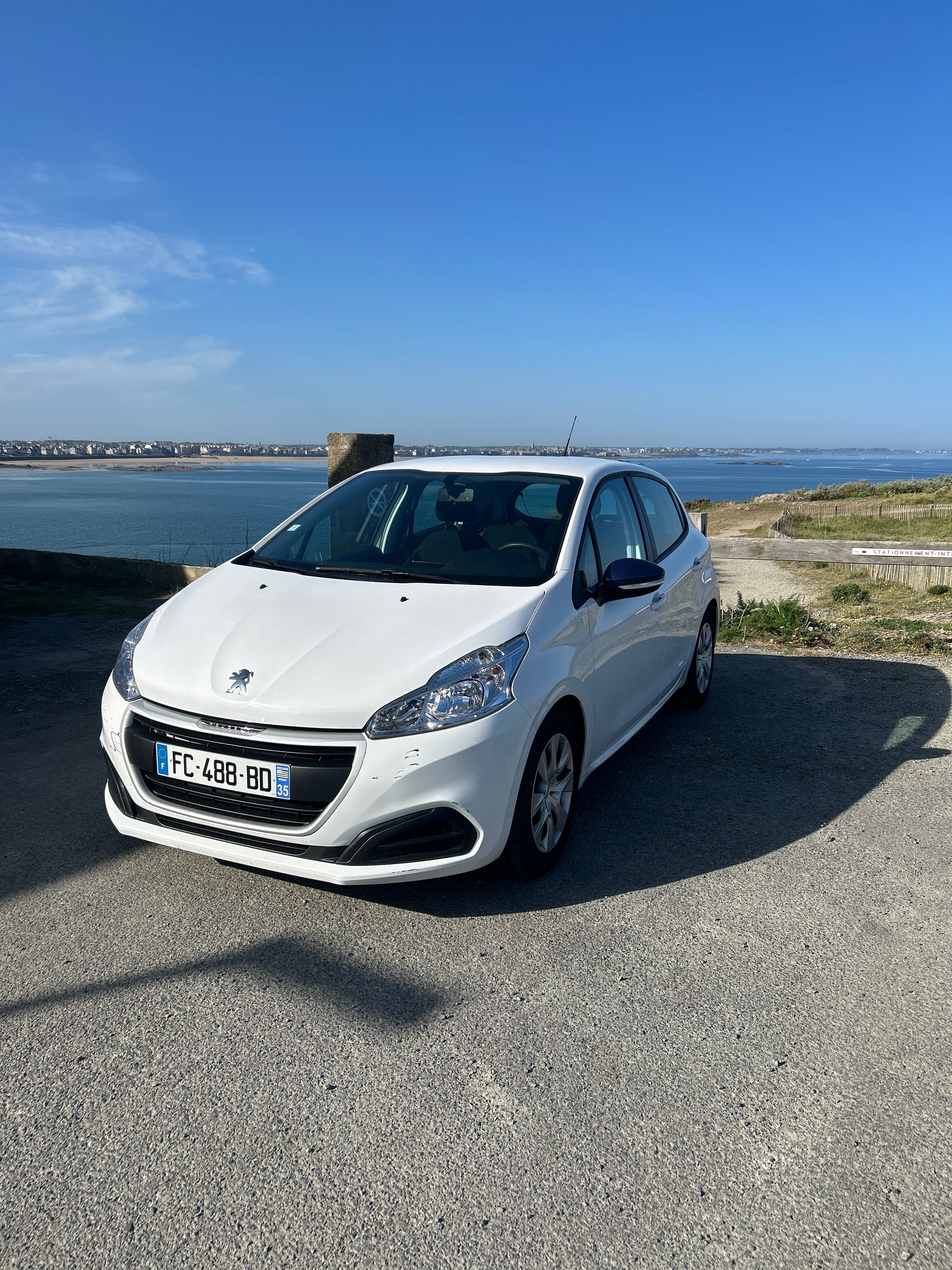 Peugeot 208, 2018, Essence 98