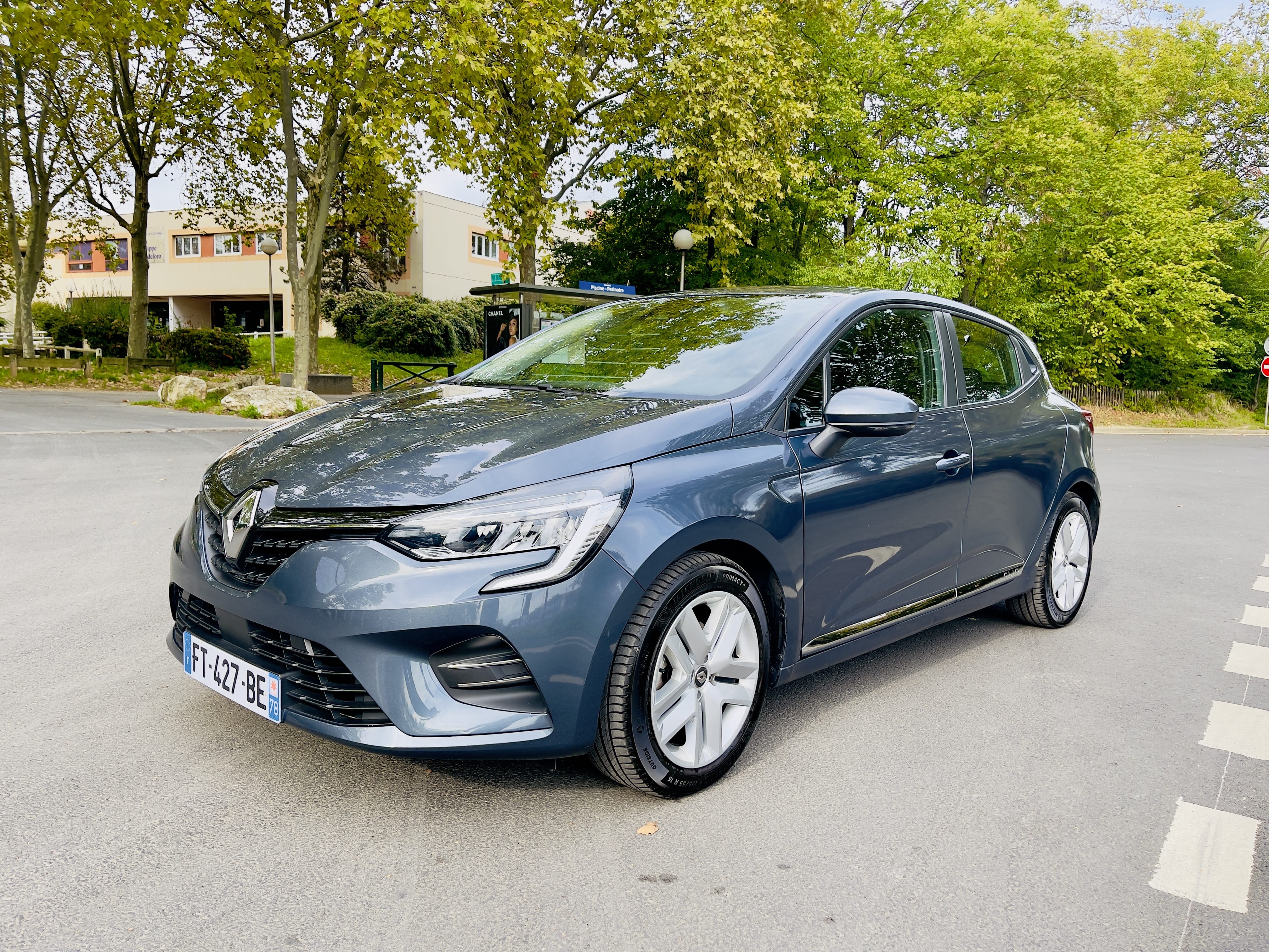 Renault Clio 5 Hybride, 2020, Essence 95 / Électrique (hybride), automatique