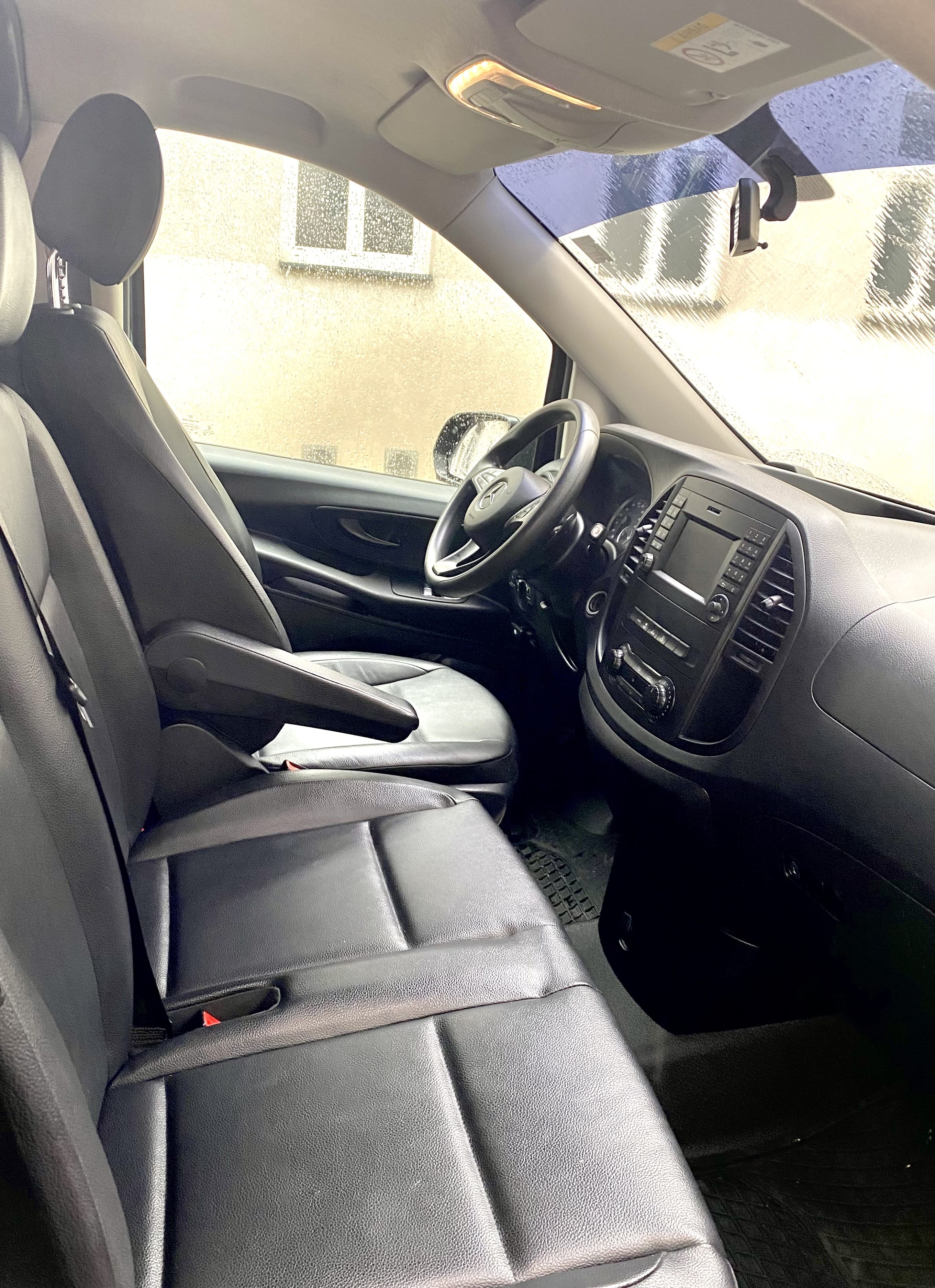 Mercedes-Benz Vito 114 CDI Extralang Automatik mit Bluetooth-Audio