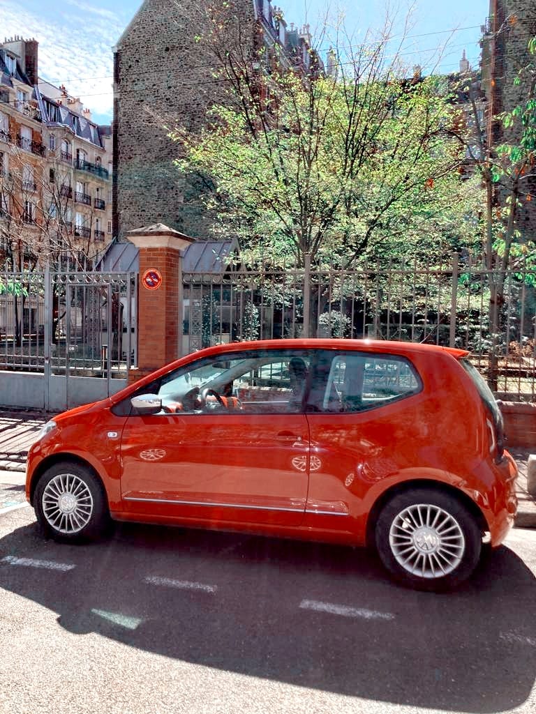 Volkswagen Up! CJ945 avec Climatisation