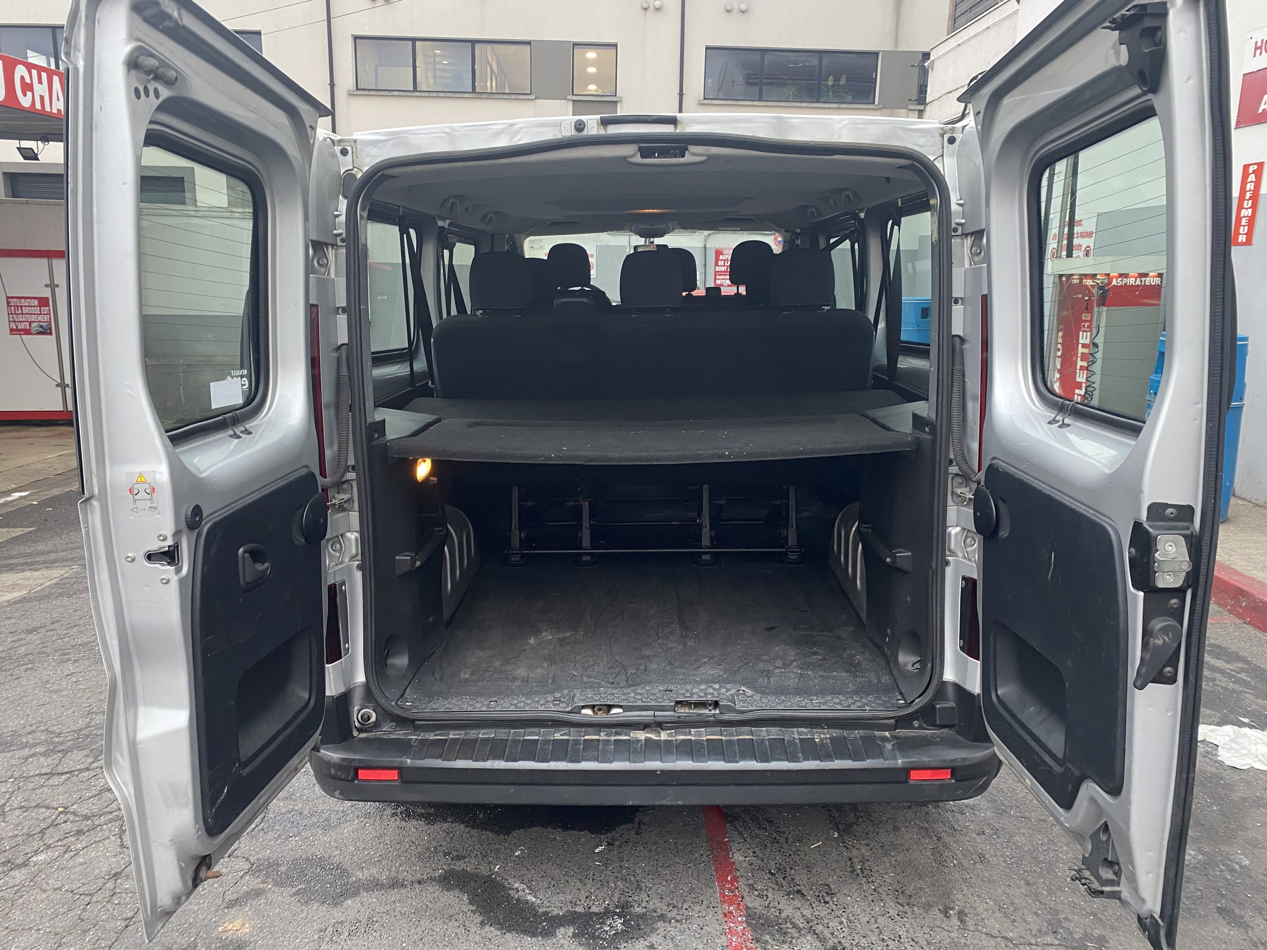 Renault Trafic Passenger avec Siège bébé
