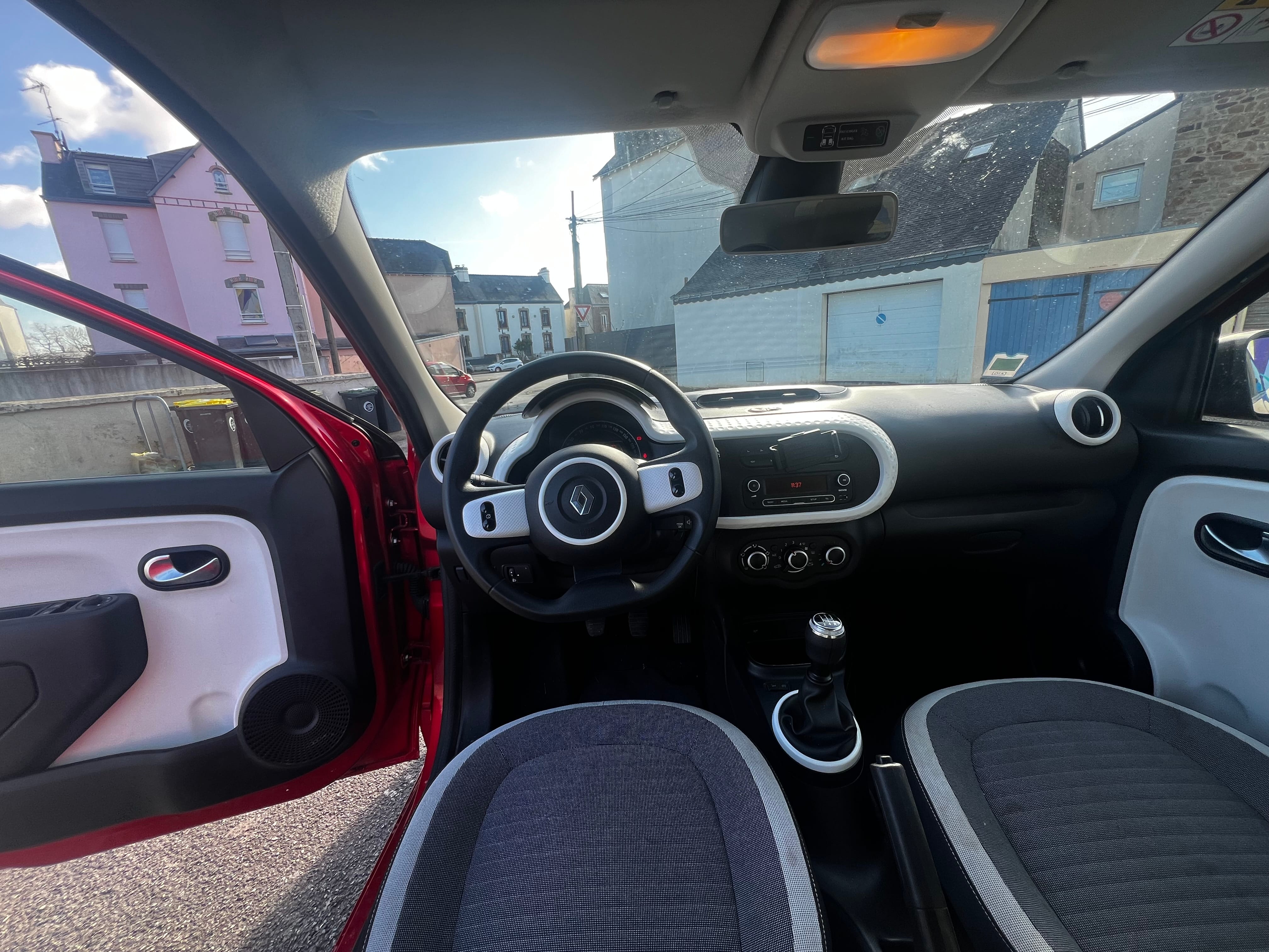 Renault Twingo III avec Régulateur de vitesse