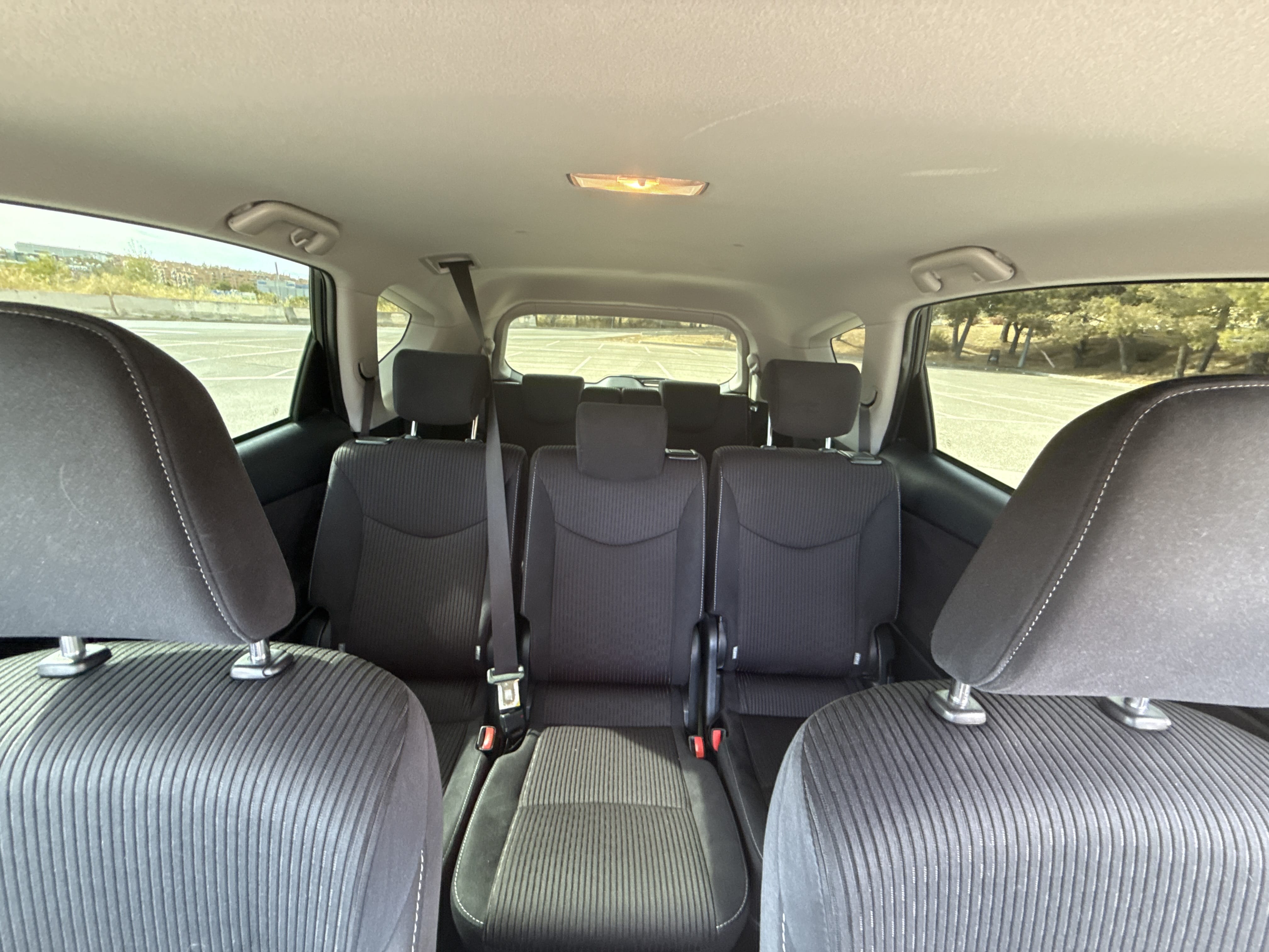 Toyota Prius + Hybrid 7 plazas met Autoradio