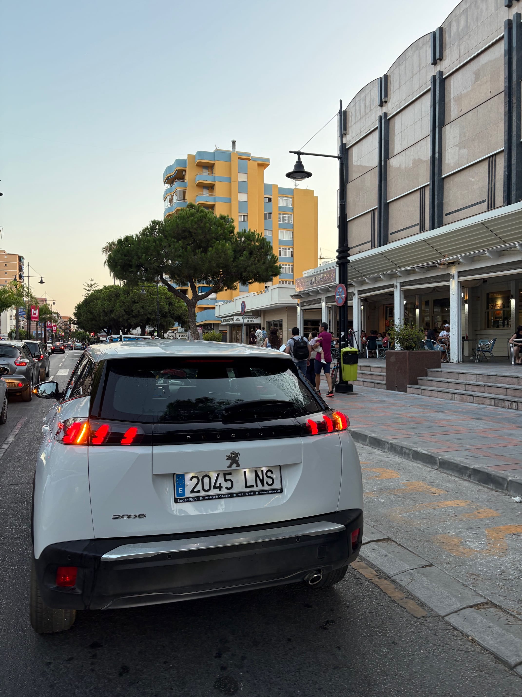 Peugeot 2008 con Aire acondicionado