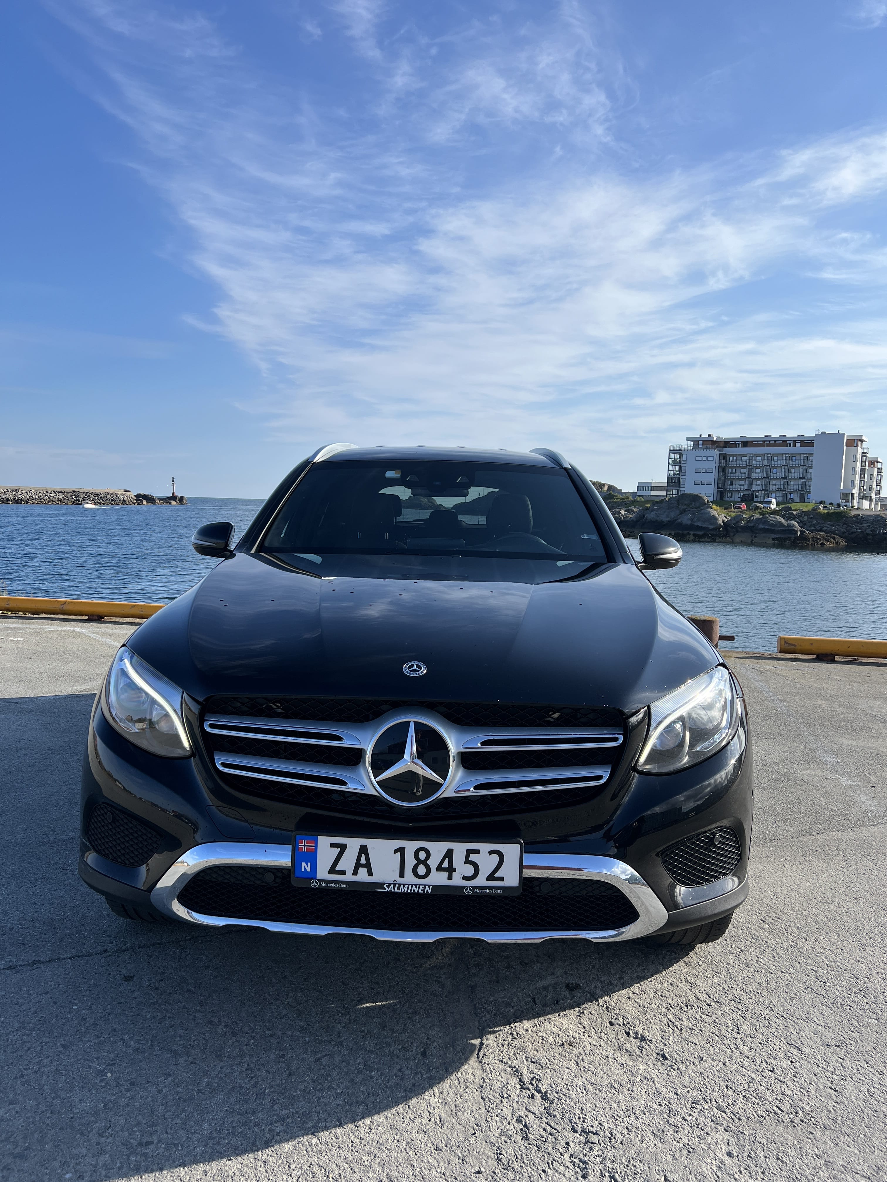 Mercedes-Benz GLC 350E 4Matic with Hitch