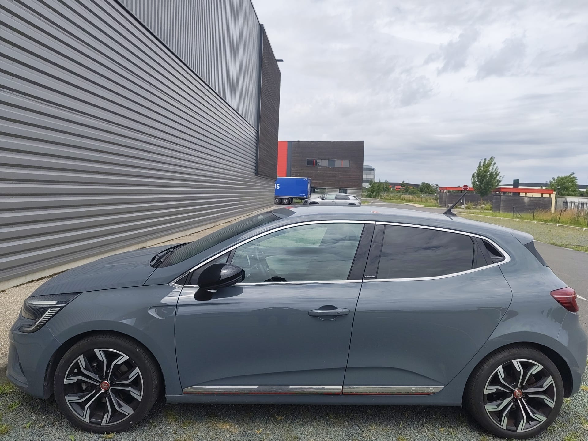 Renault Clio E-tech avec Climatisation