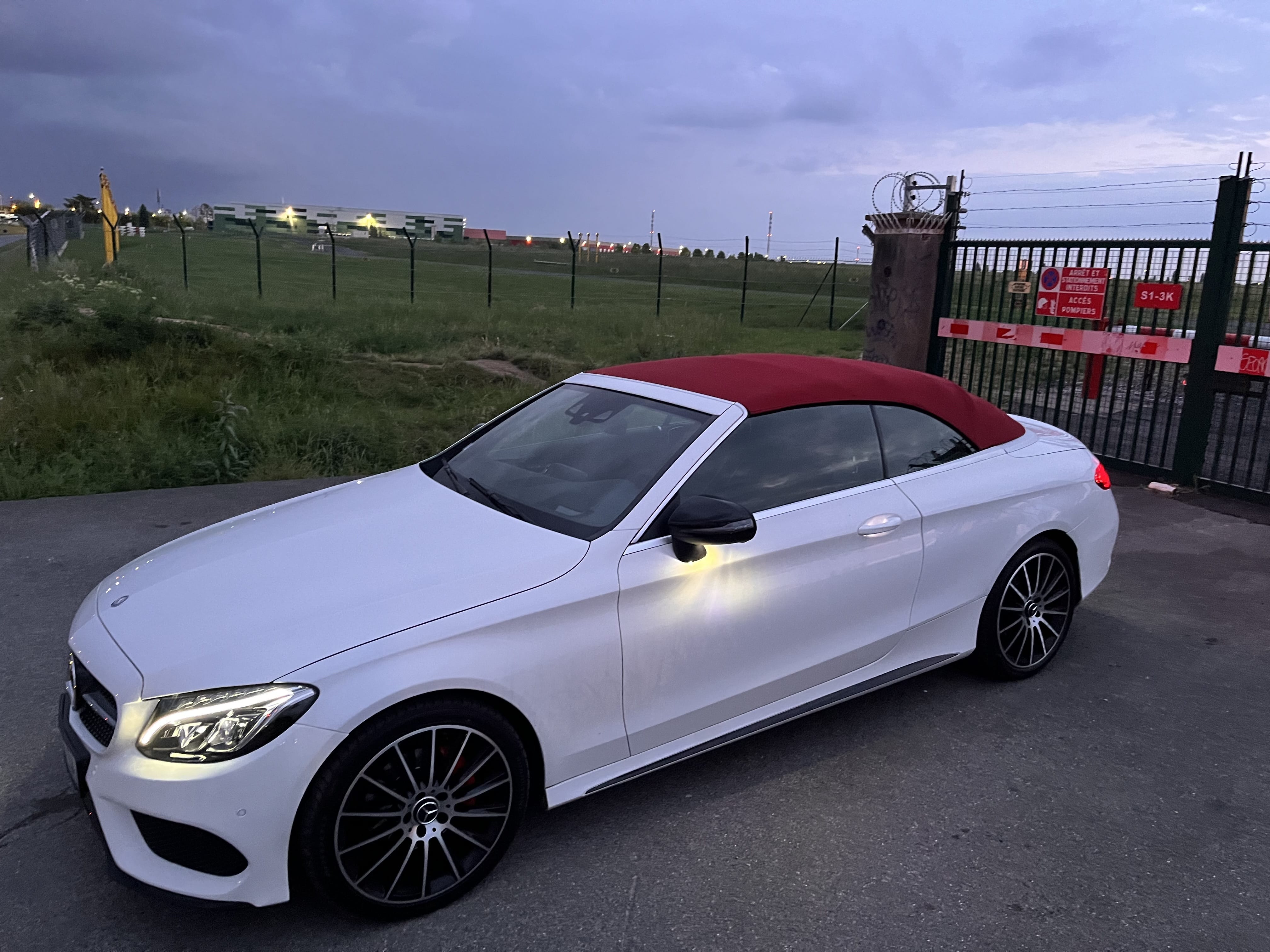 Mercedes-Benz Classe C Cabriolet avec Dashcam