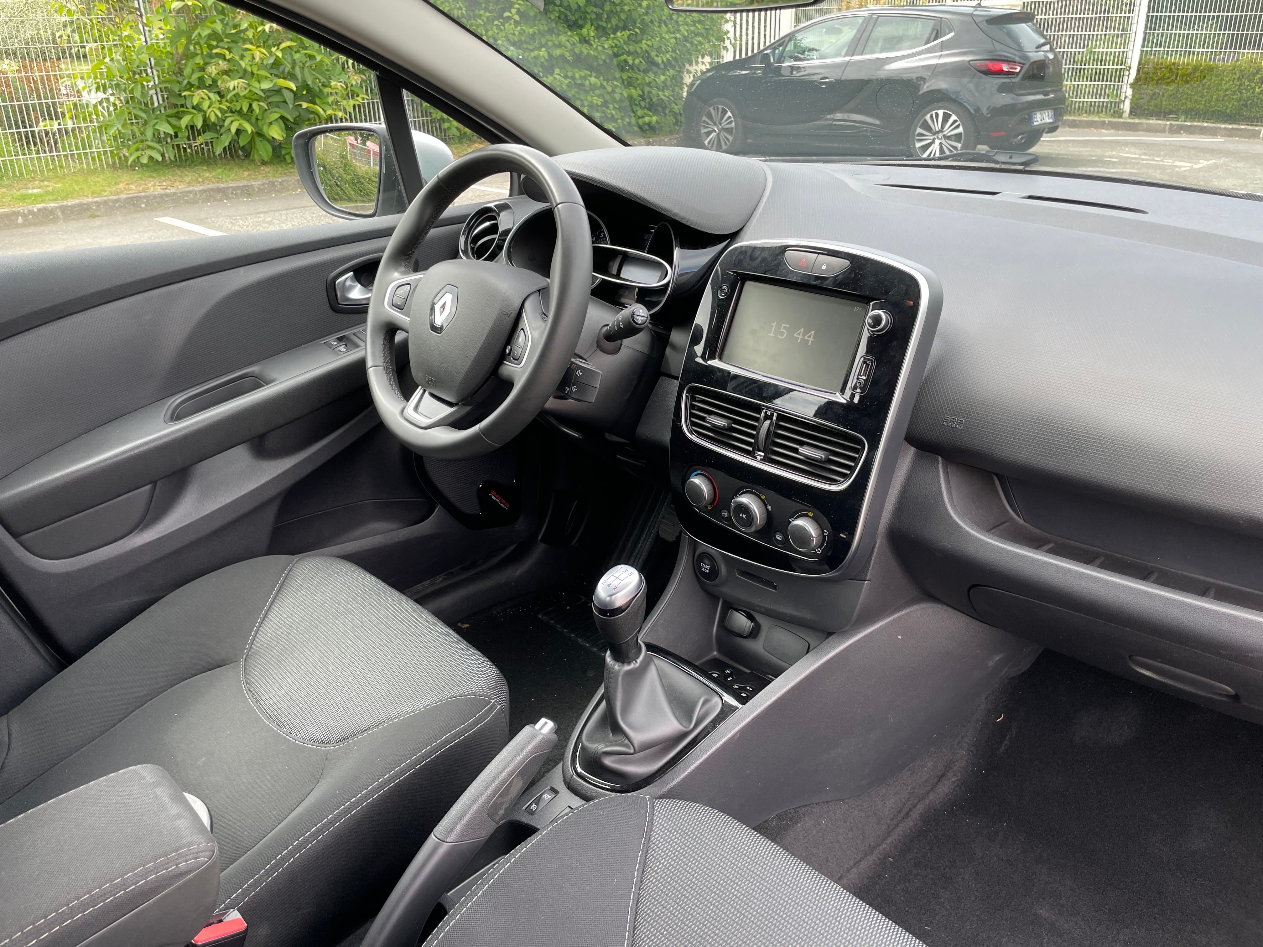 Renault Clio avec GPS