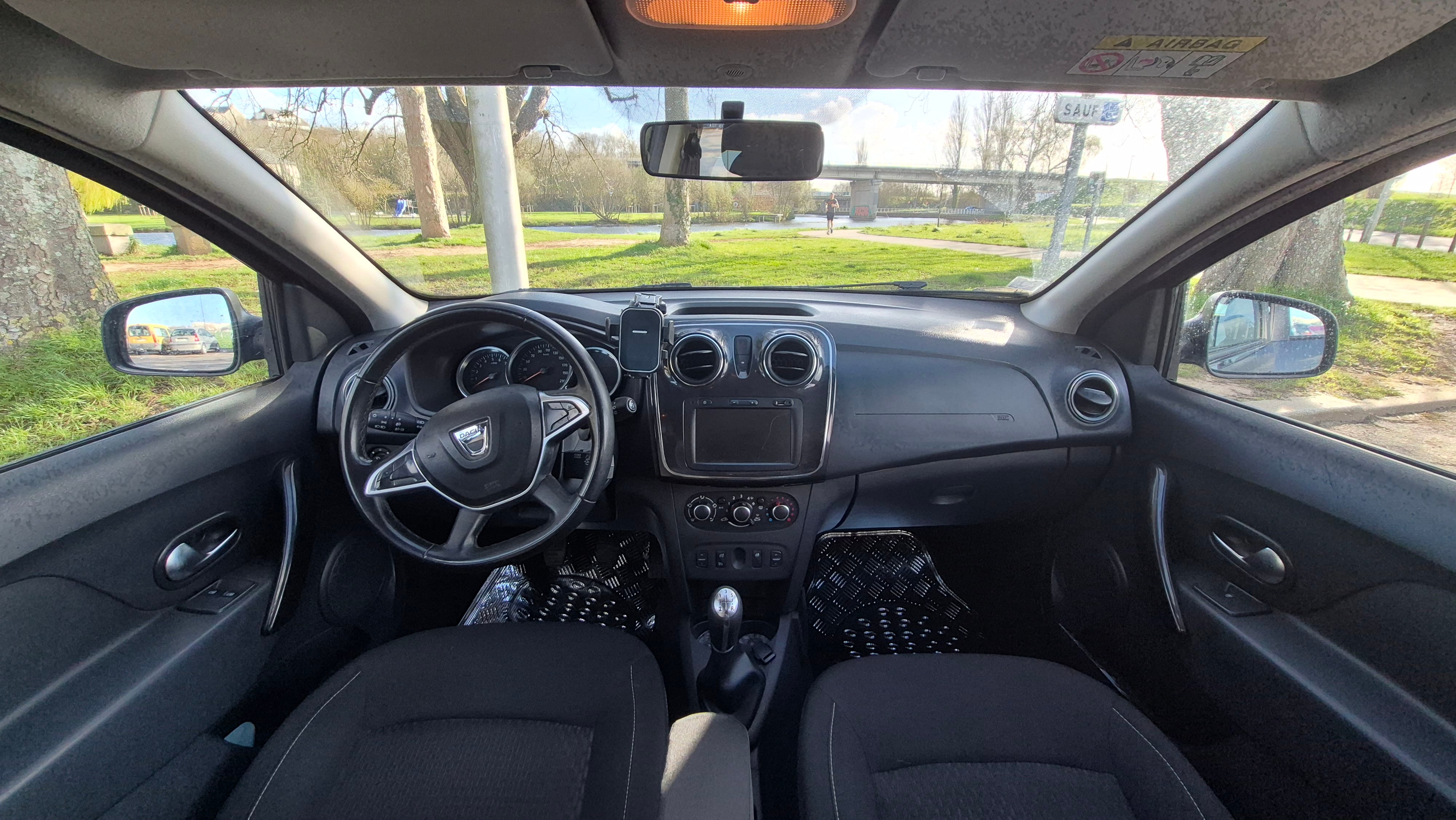Dacia Logan MCV Sce 75 Lauréate avec GPS