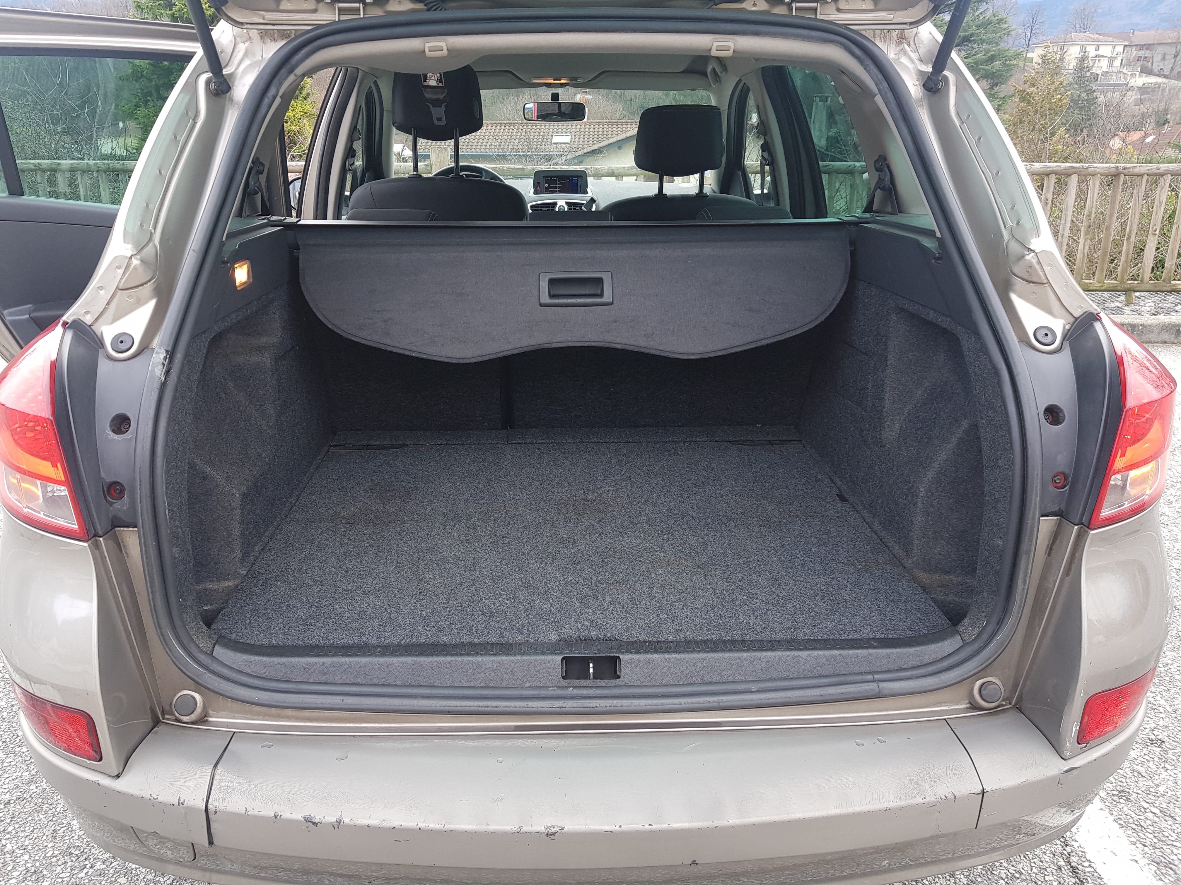 Renault Clio Estate 1.5 cdi avec Entrée audio / iPod