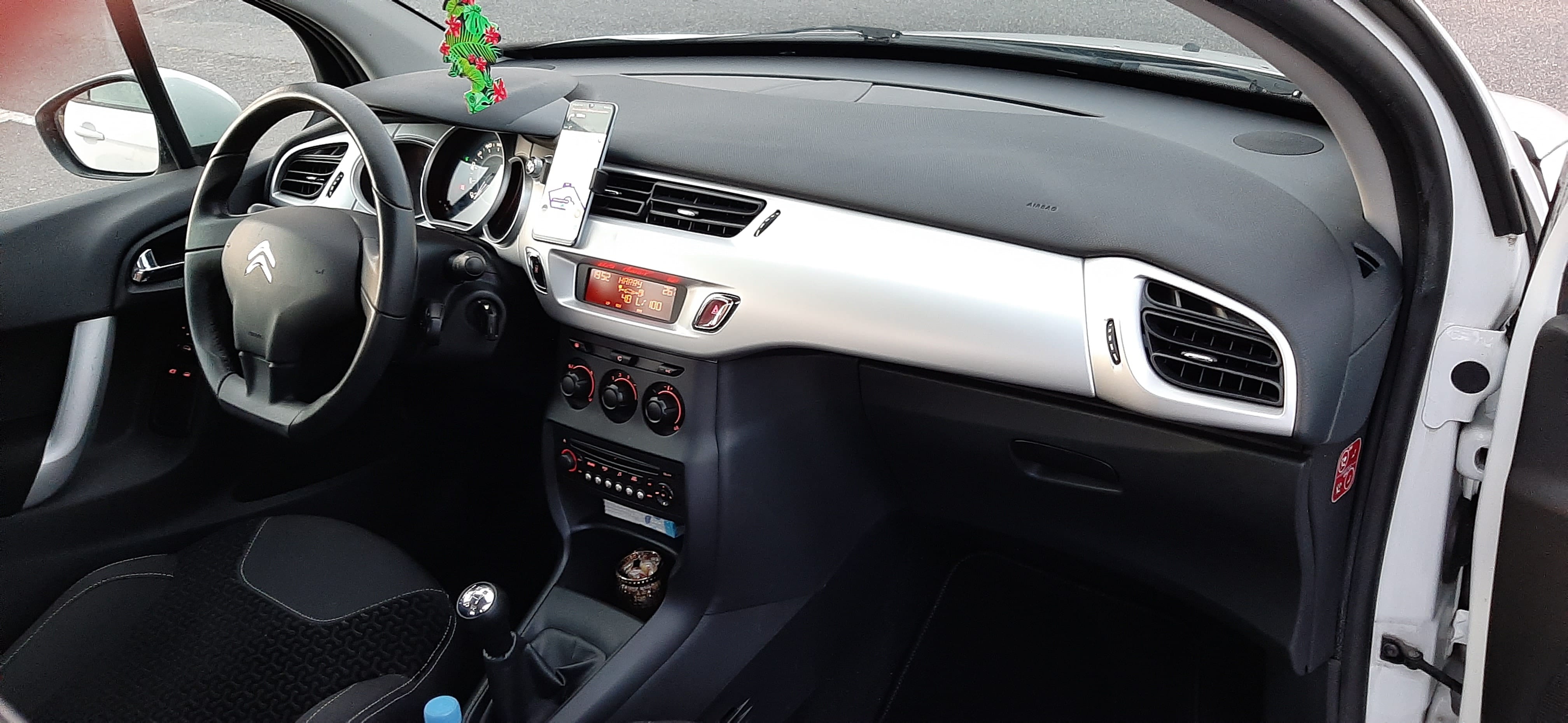 Citroen C3 1.4 HDi CONFORT avec Entrée audio / iPod